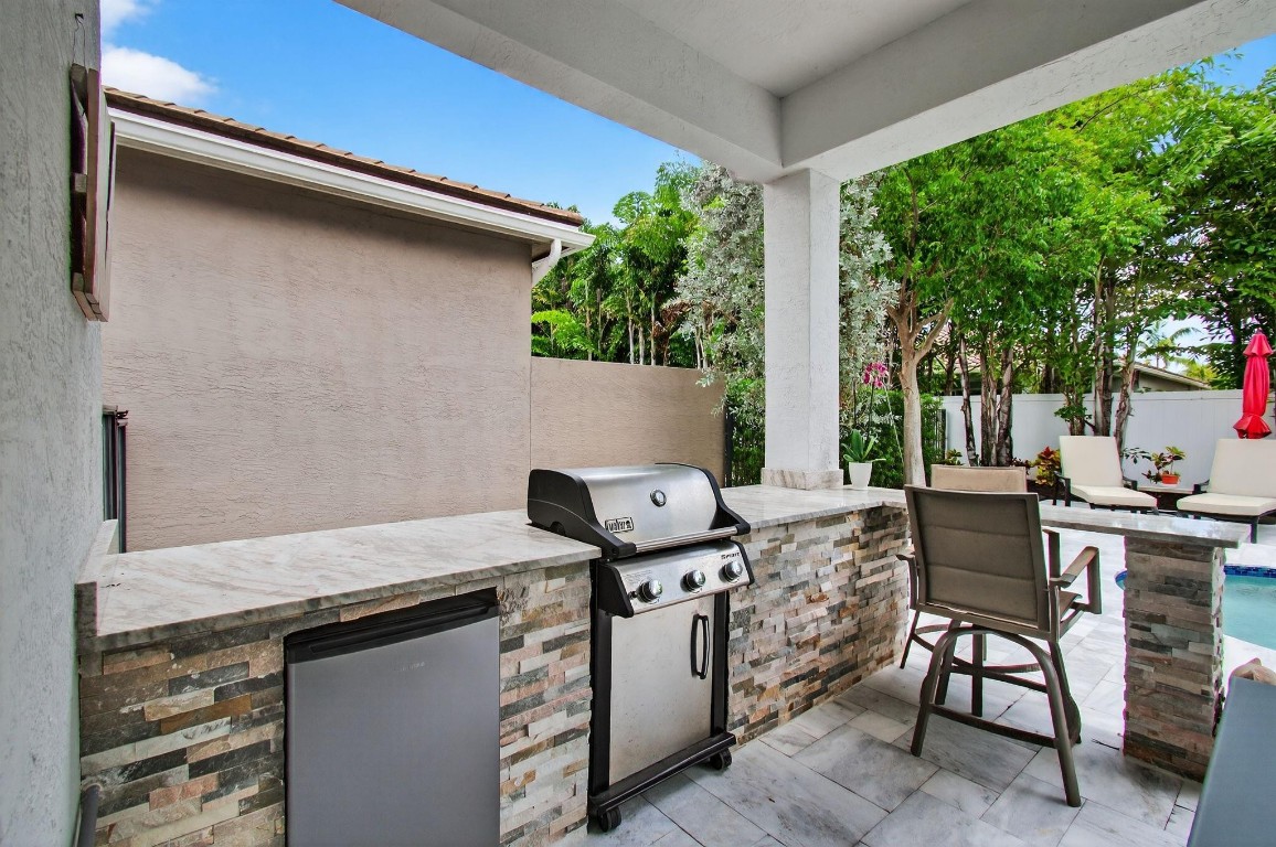 15362 Sandy Beach Ter