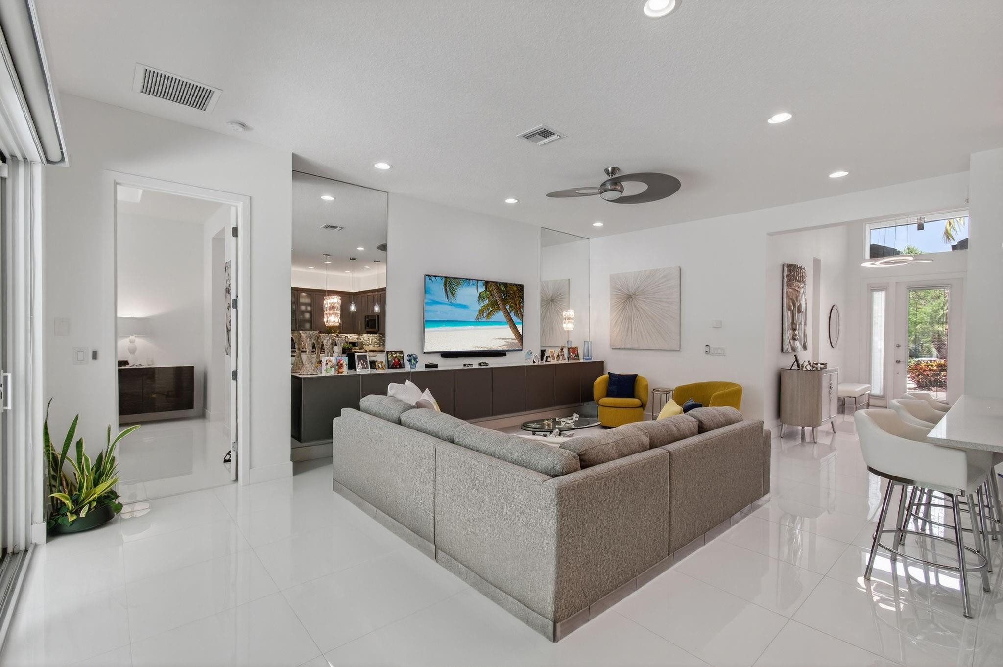 15362 Sandy Beach Ter