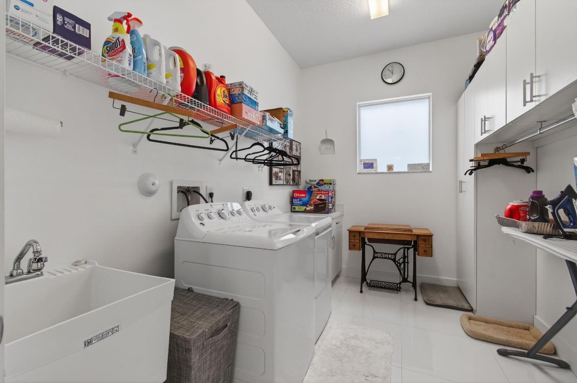 15362 Sandy Beach Ter