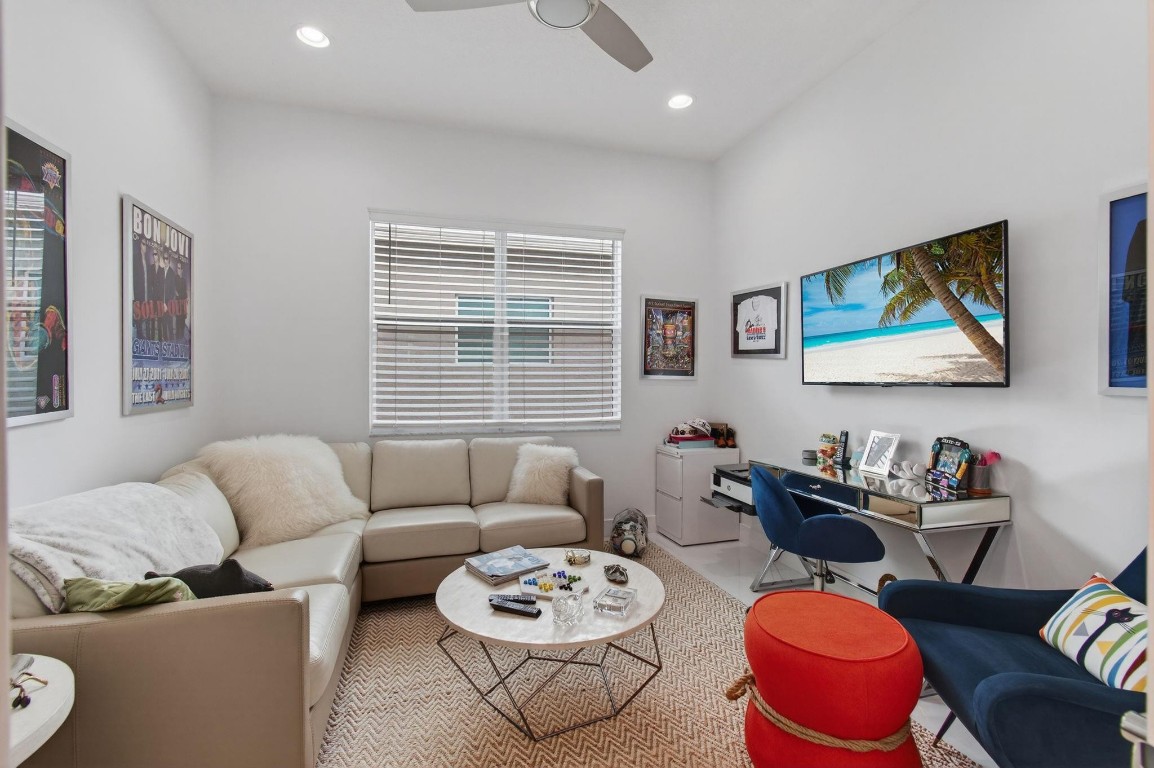 15362 Sandy Beach Ter