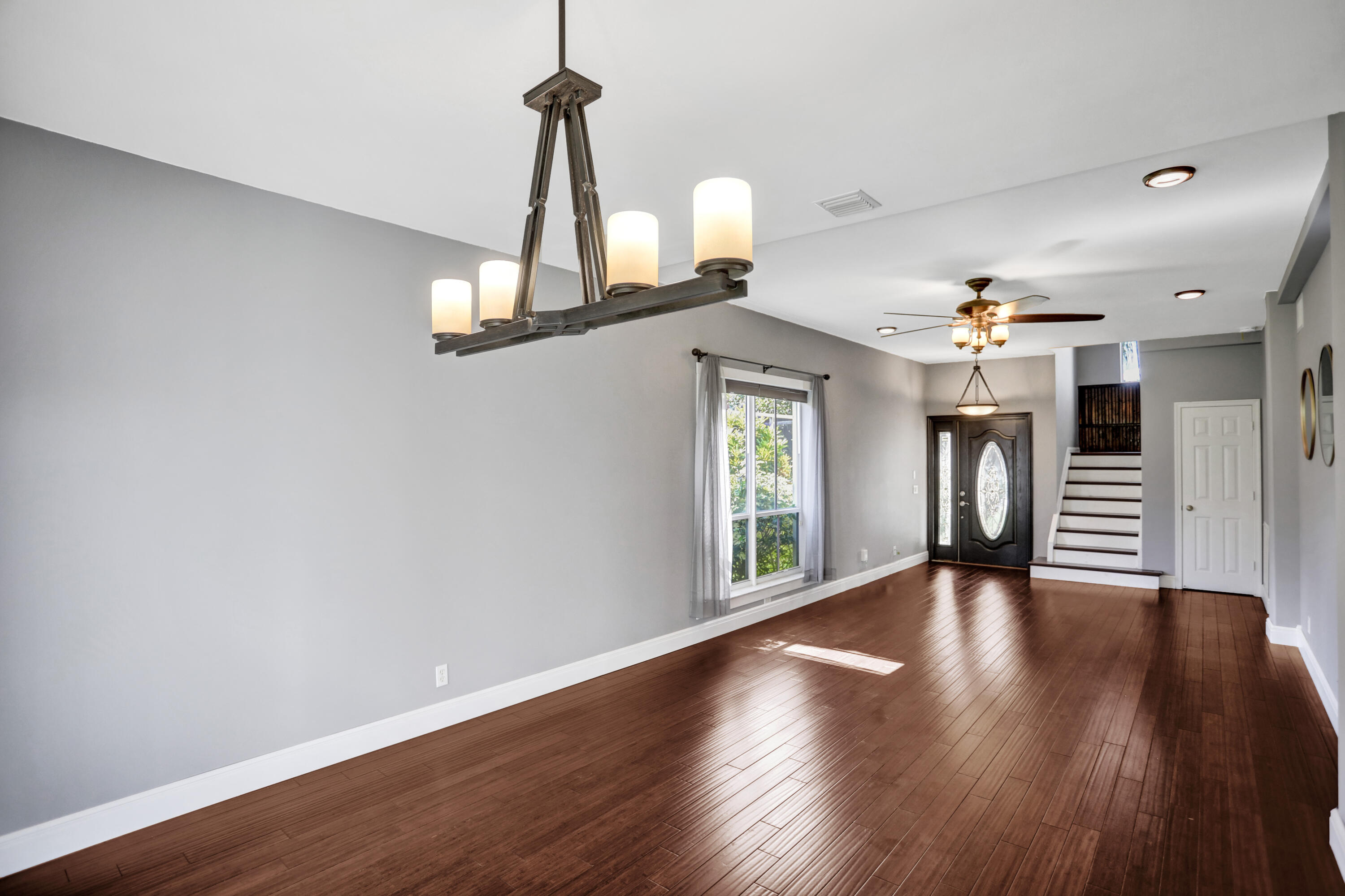 7501 Colony Palm Drive