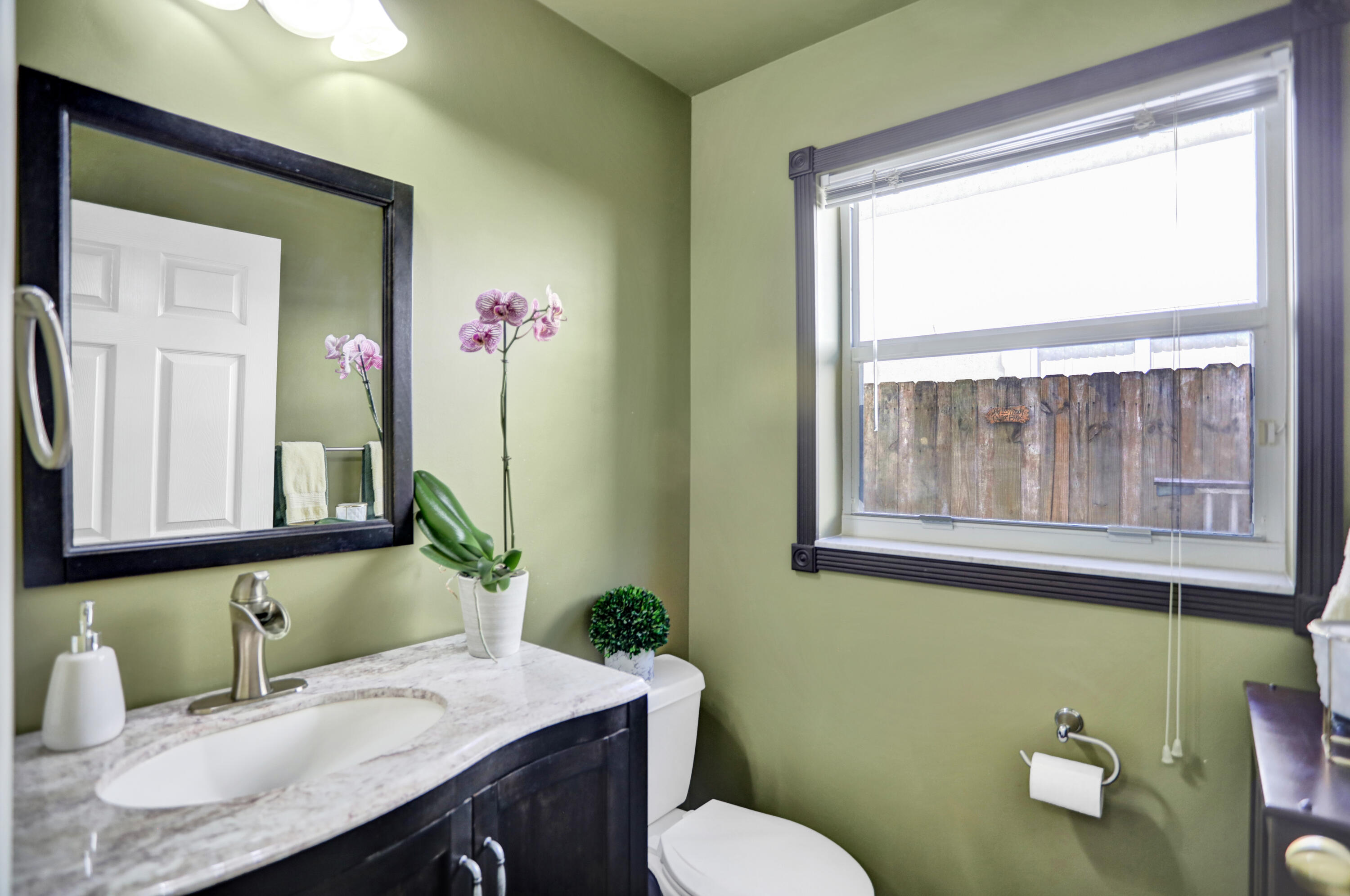 7501 Colony Palm Drive