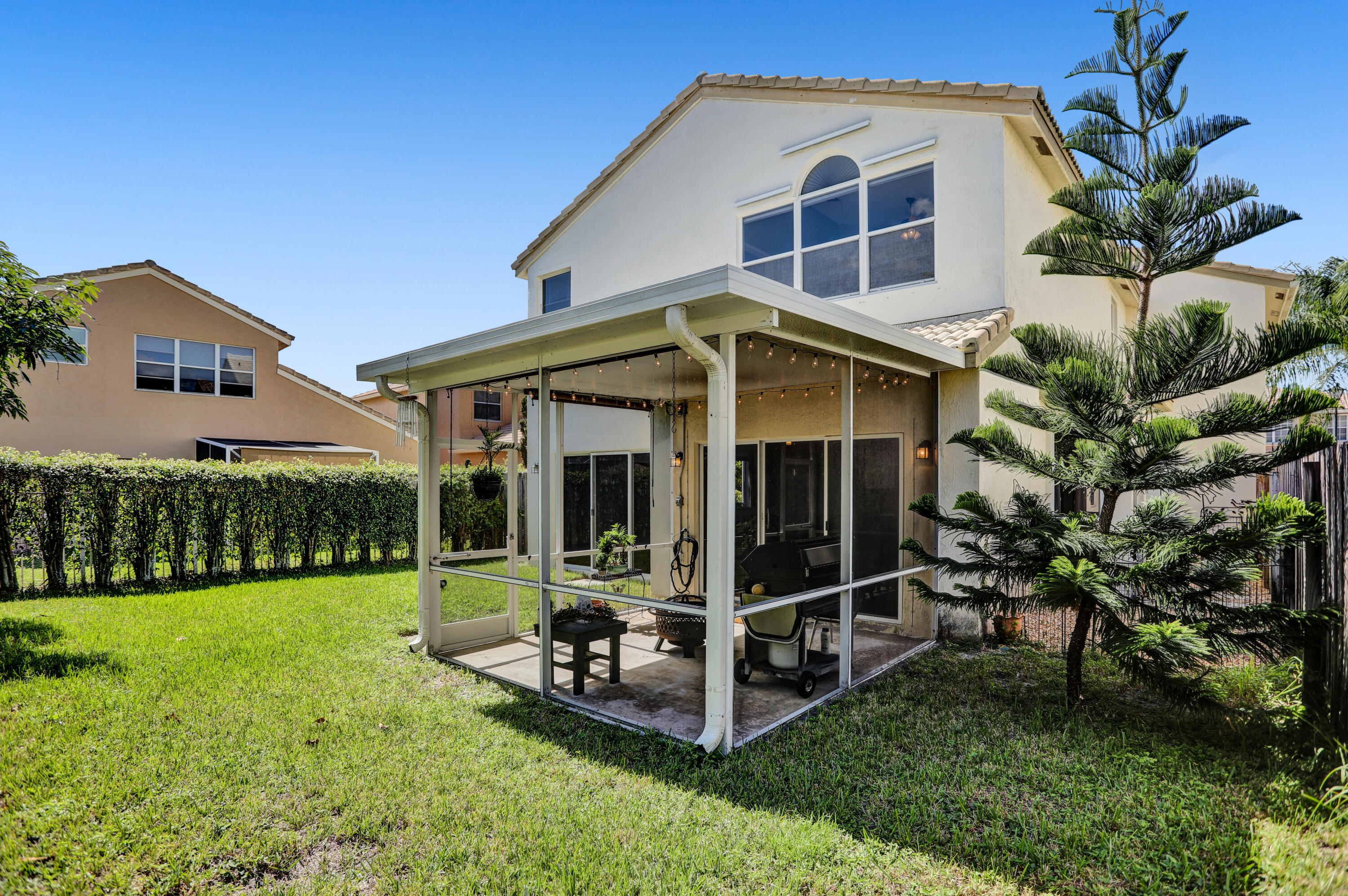 7501 Colony Palm Drive