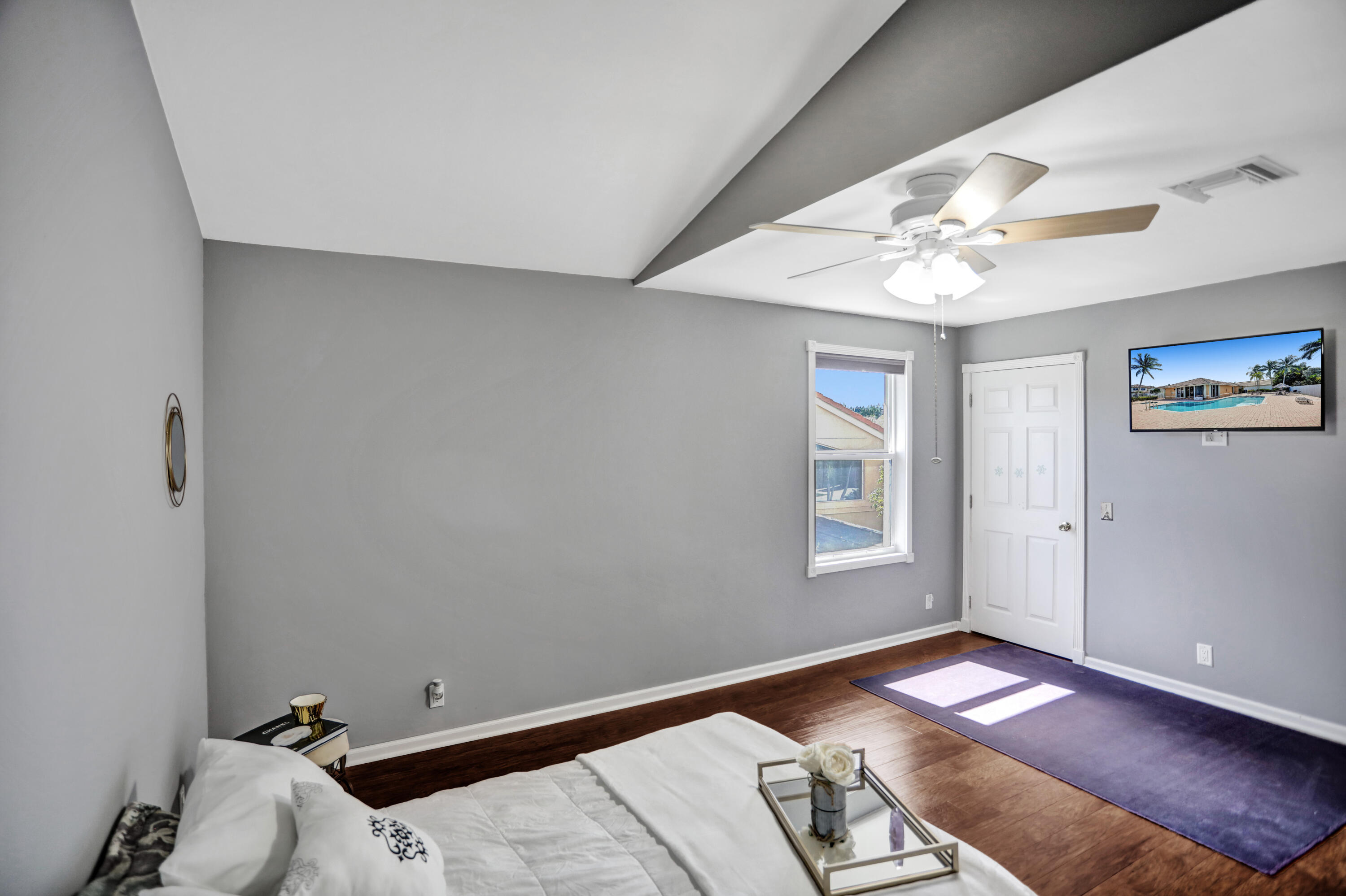 7501 Colony Palm Drive