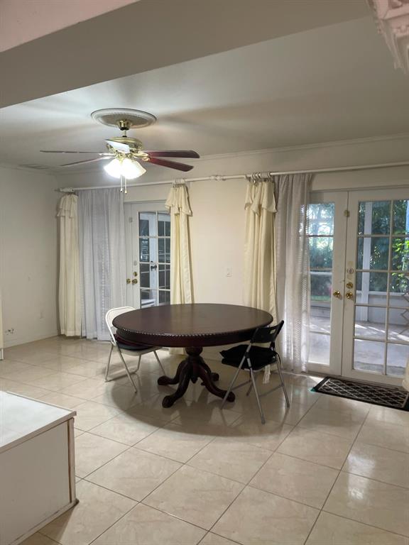 8752 Escondido Way E