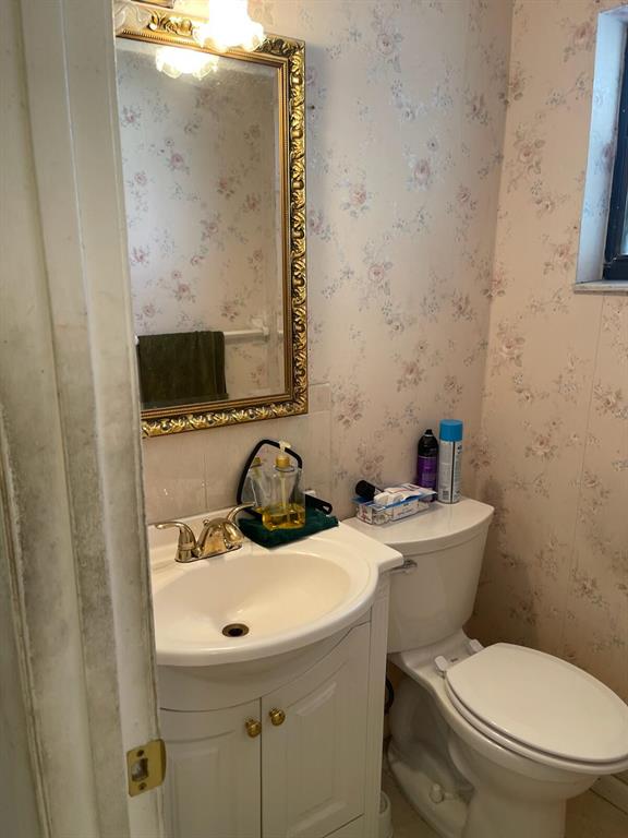 8752 Escondido Way E