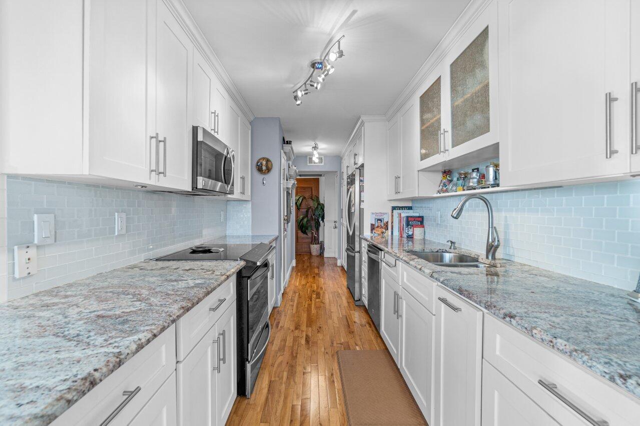 2175 S Ocean Boulevard Unit: 301