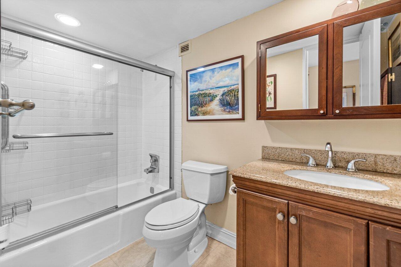 2175 S Ocean Boulevard Unit: 301