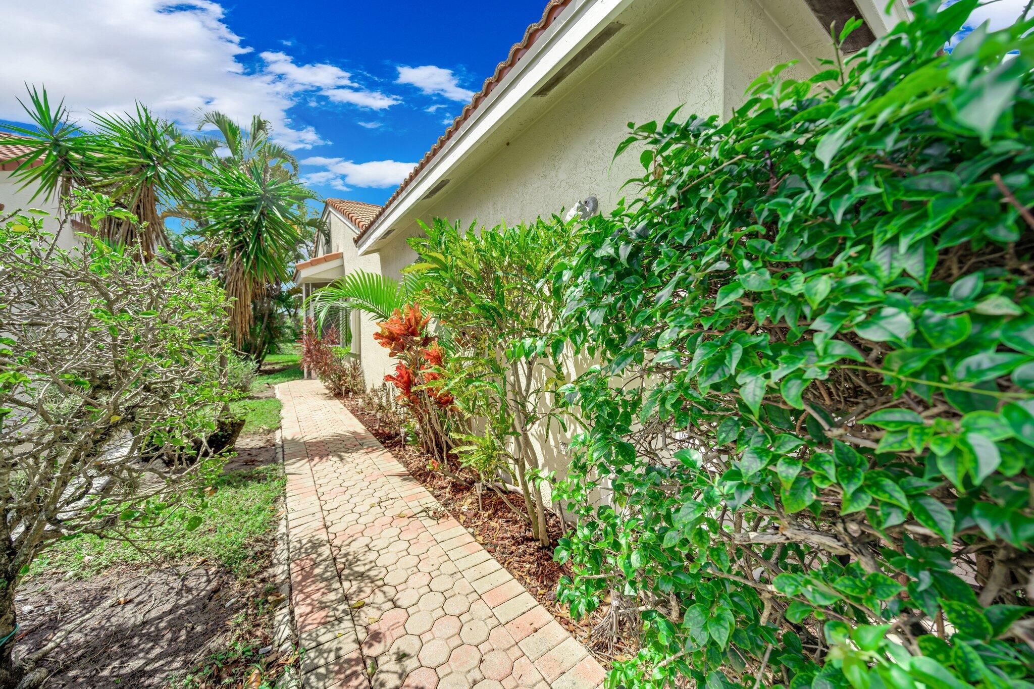 6238 Canal Shore Way