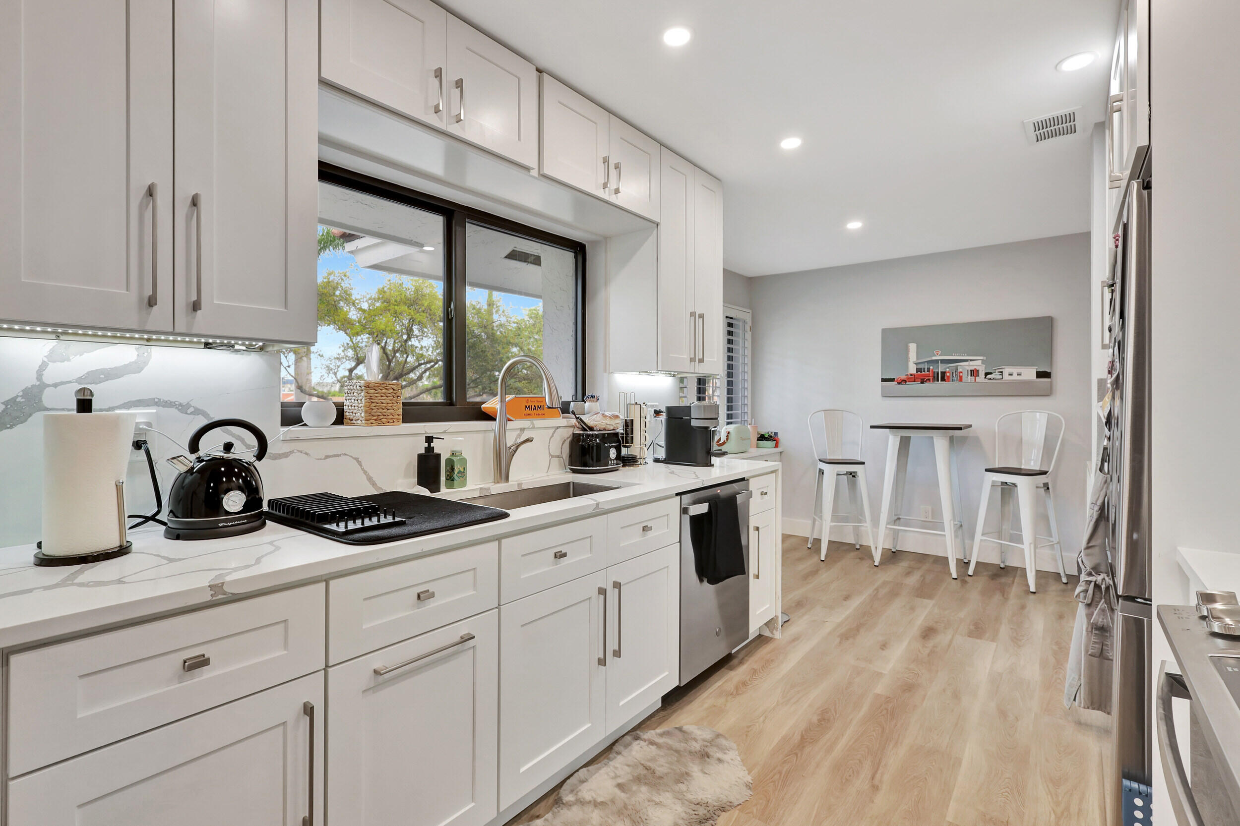 95 Pelican Pointe Drive 2010