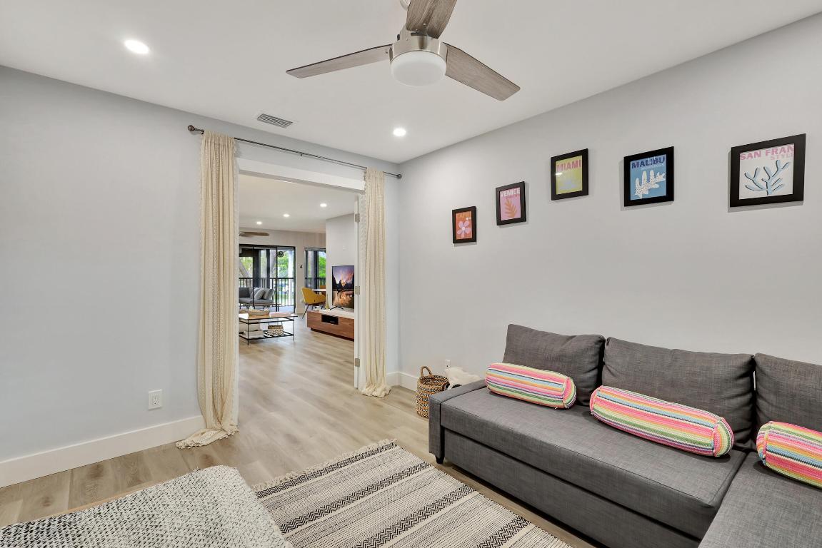 95 Pelican Pointe Drive 2010