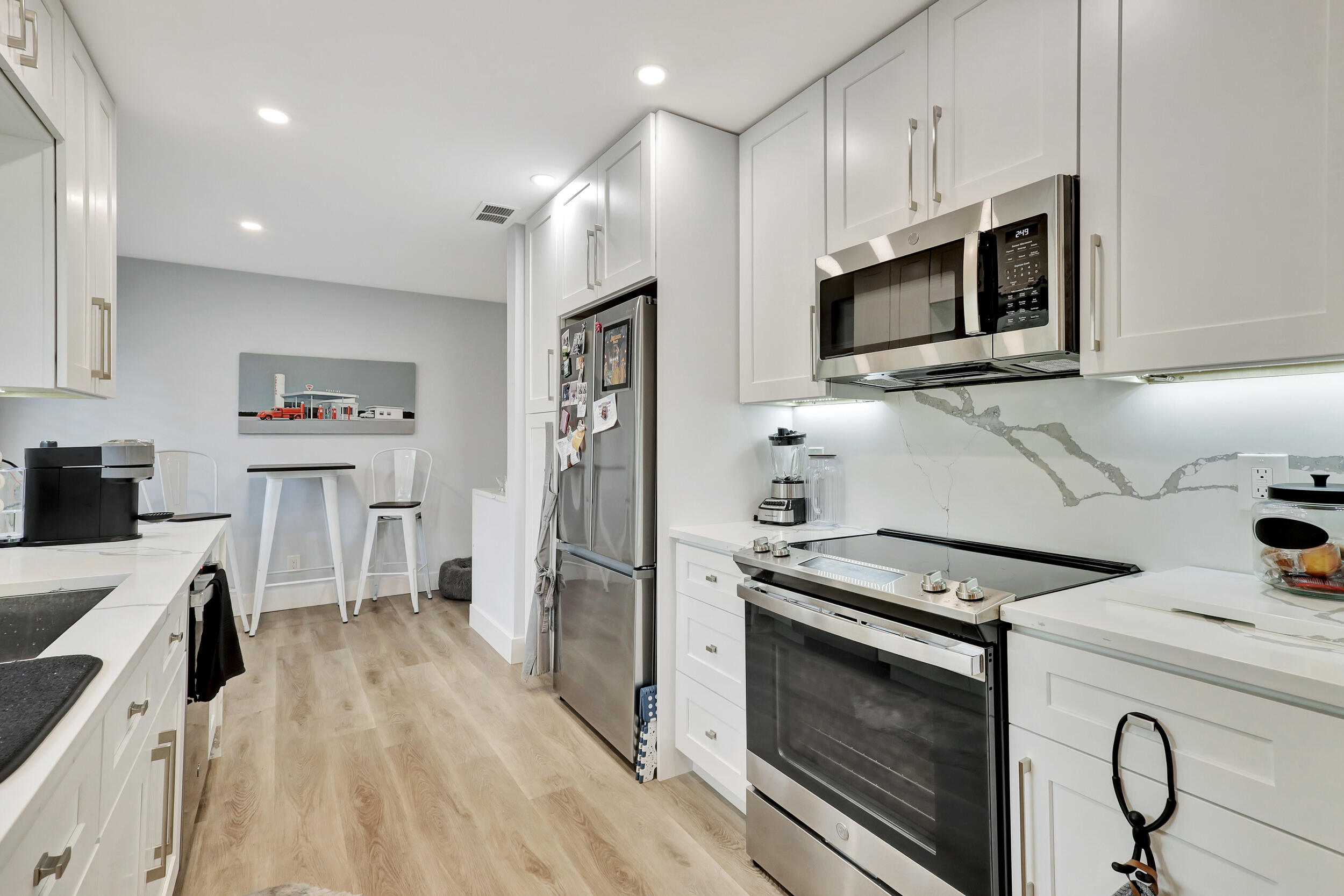 95 Pelican Pointe Drive 2010