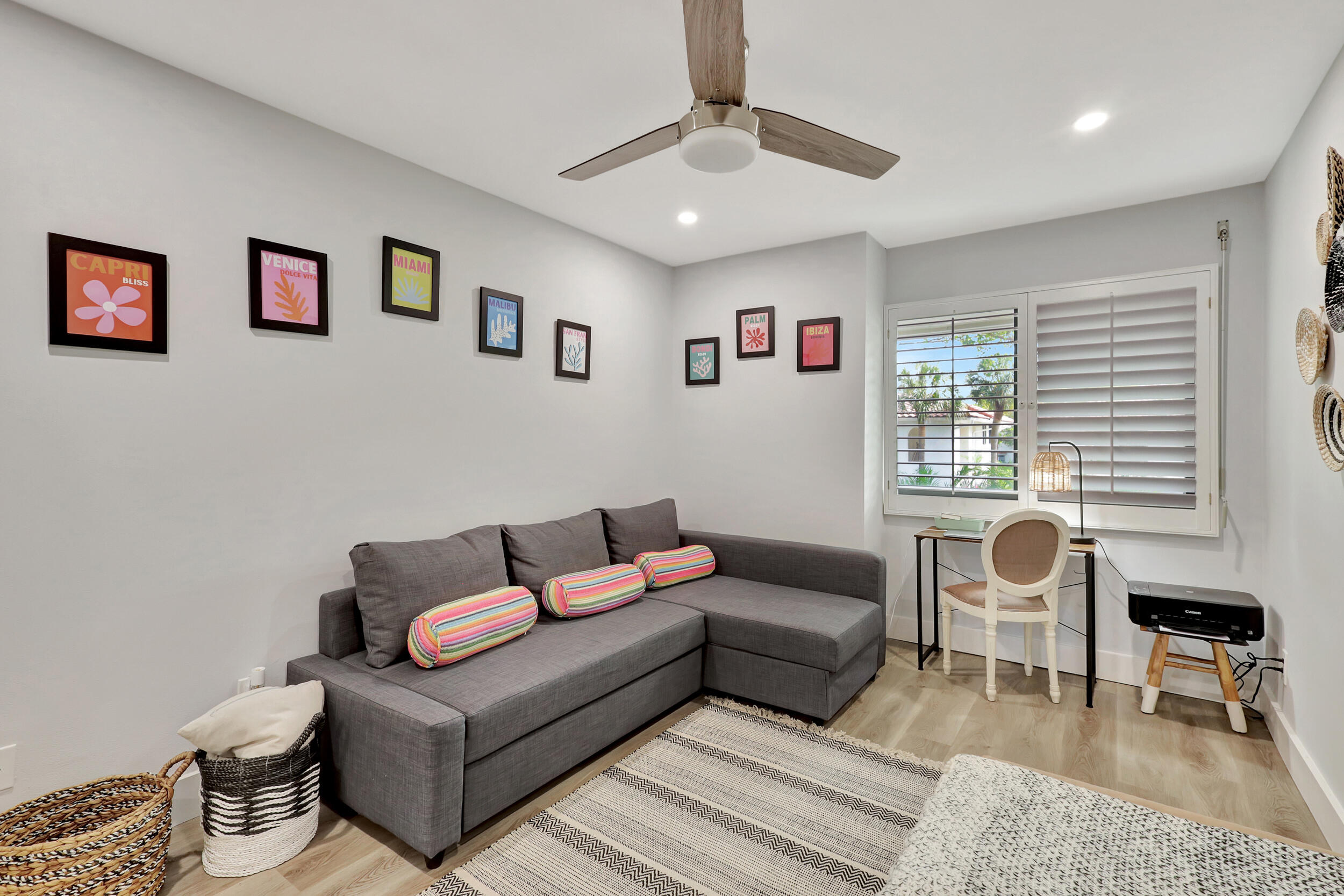 95 Pelican Pointe Drive 2010