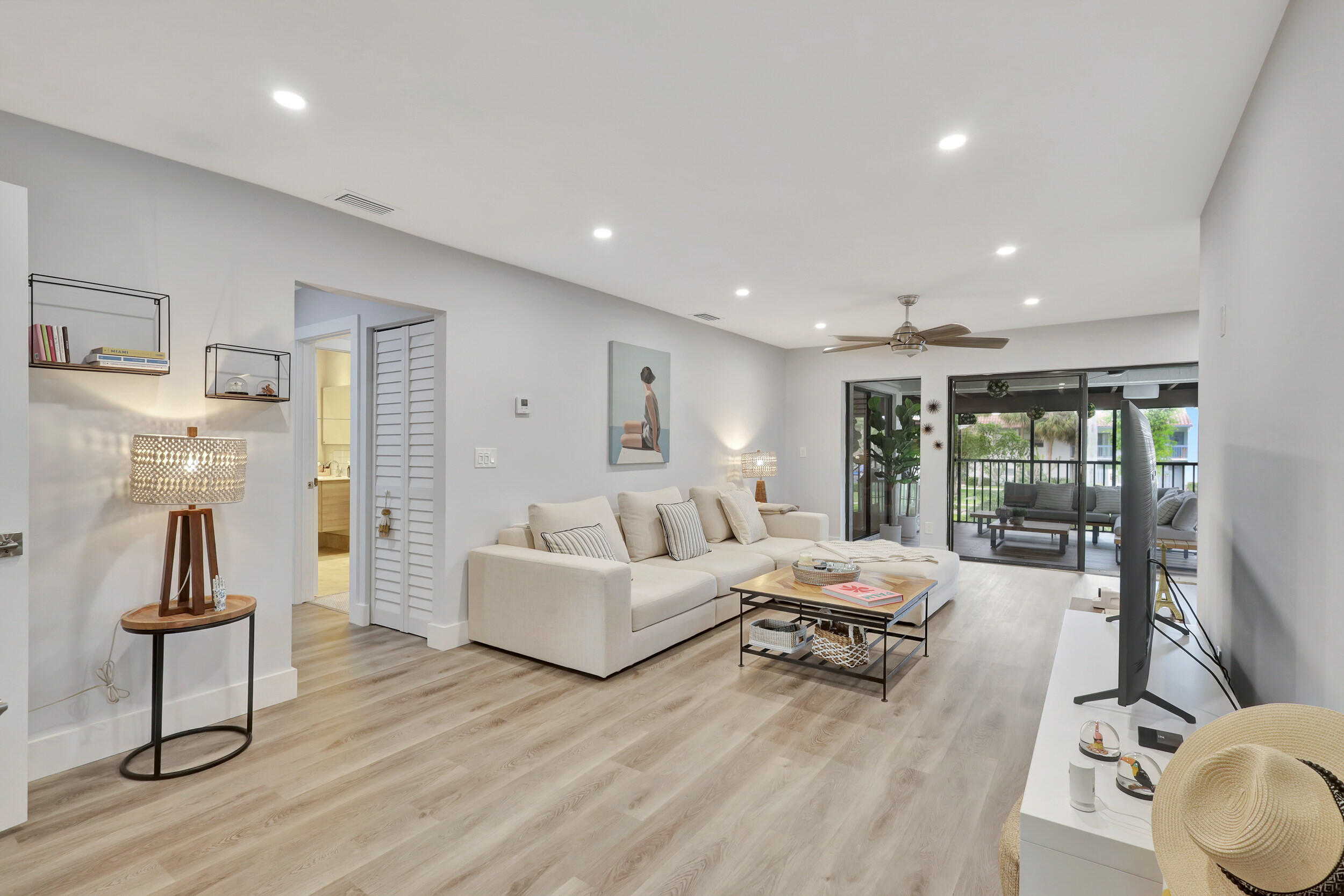 95 Pelican Pointe Drive 2010