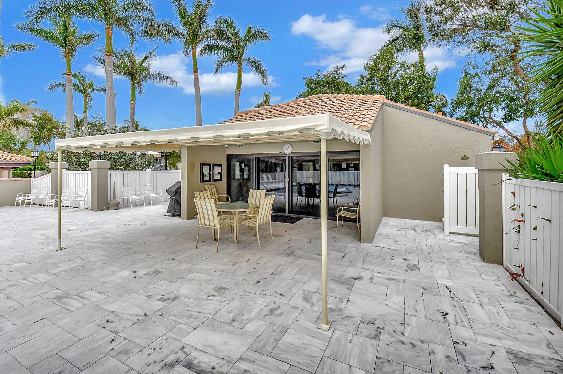 95 Pelican Pointe Drive 2010