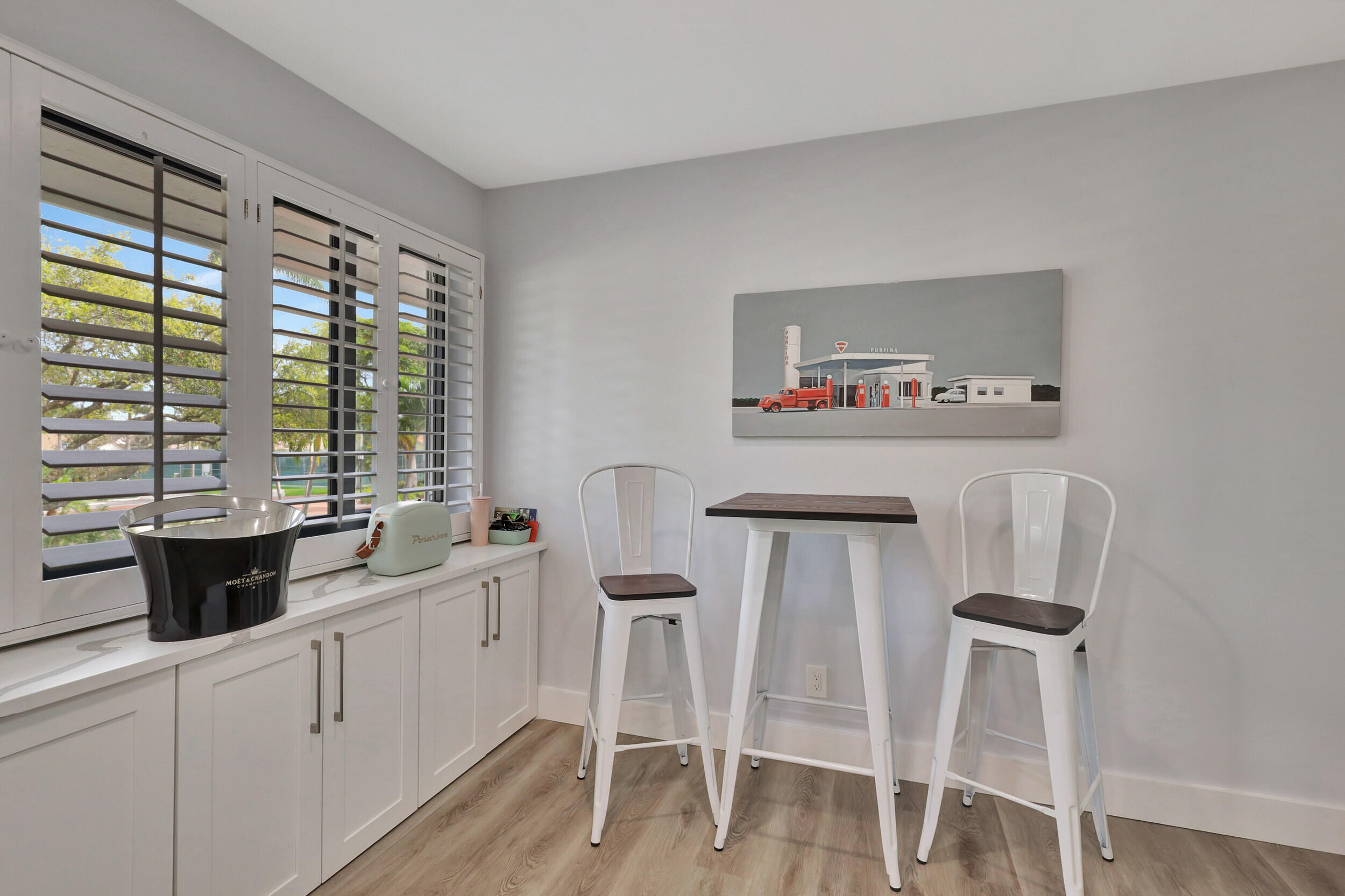 95 Pelican Pointe Drive 2010