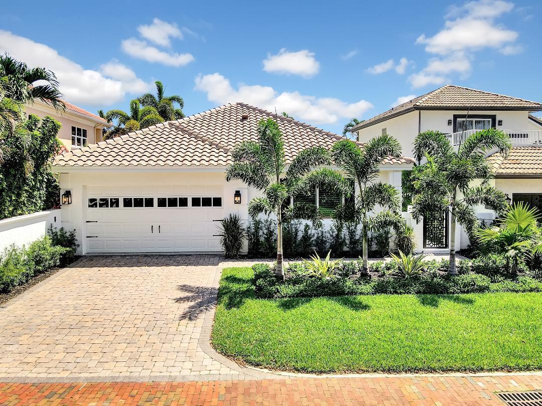 3555 Commodore Circle
