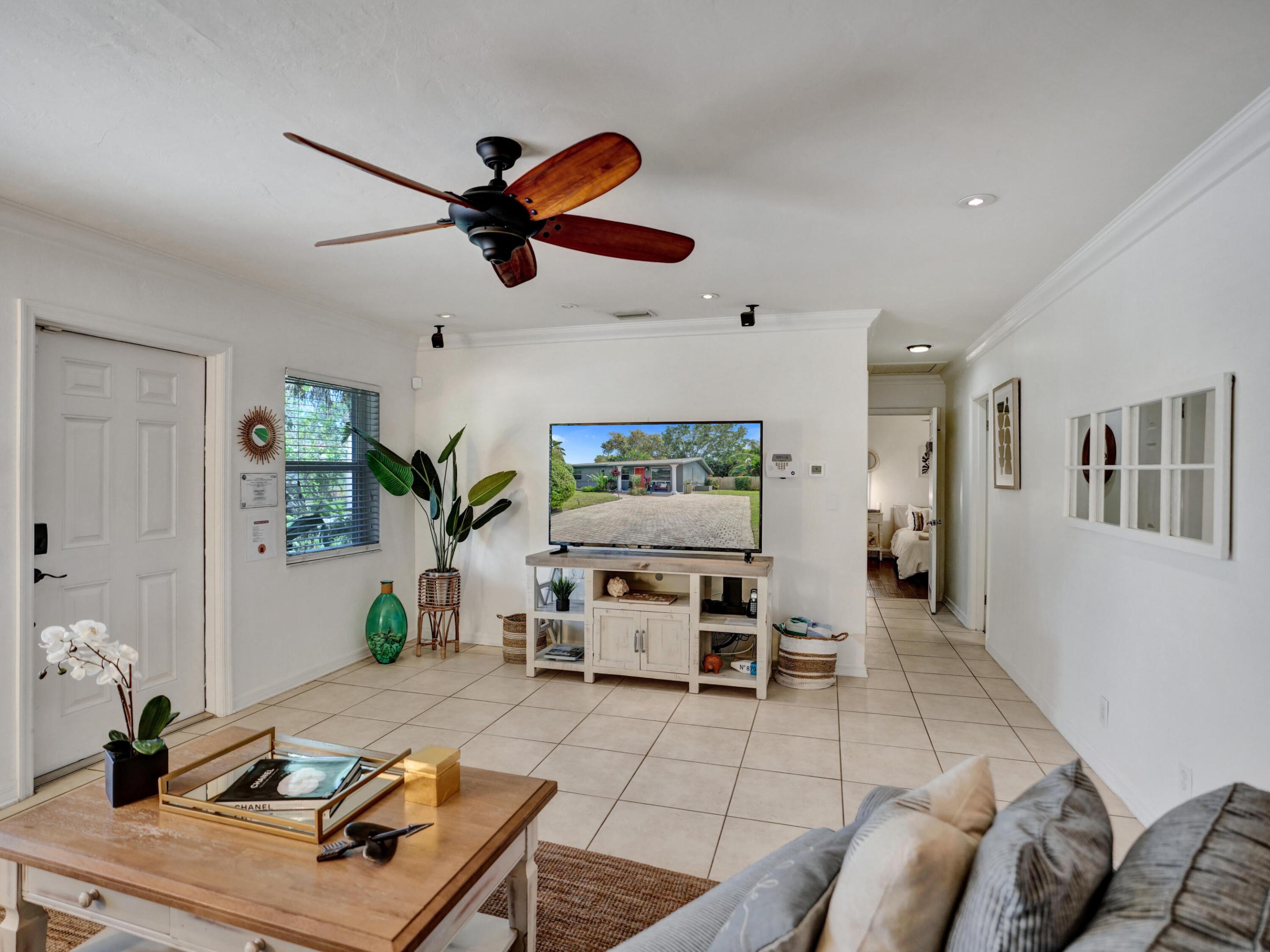 316 NW 28th Court