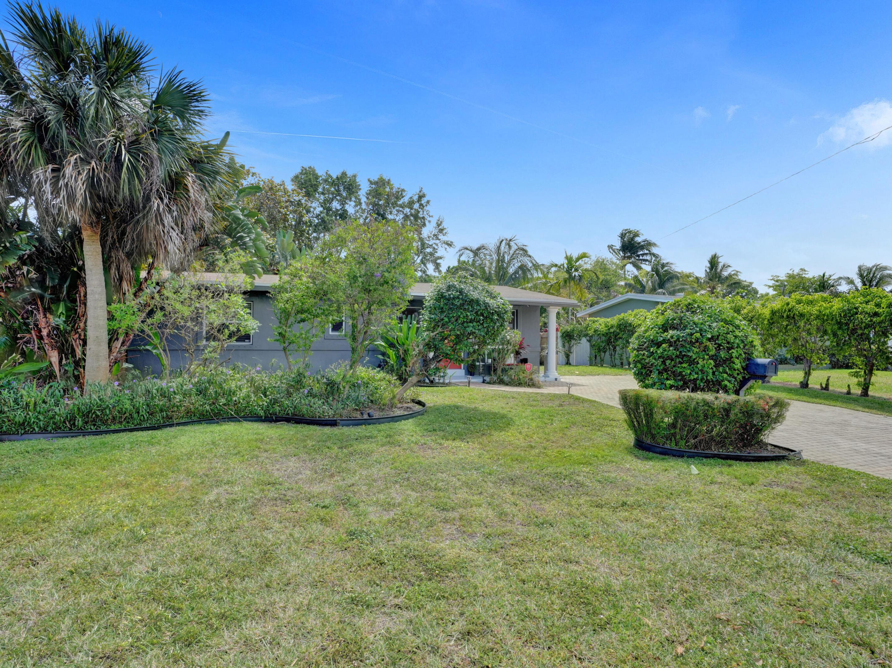 316 NW 28th Court