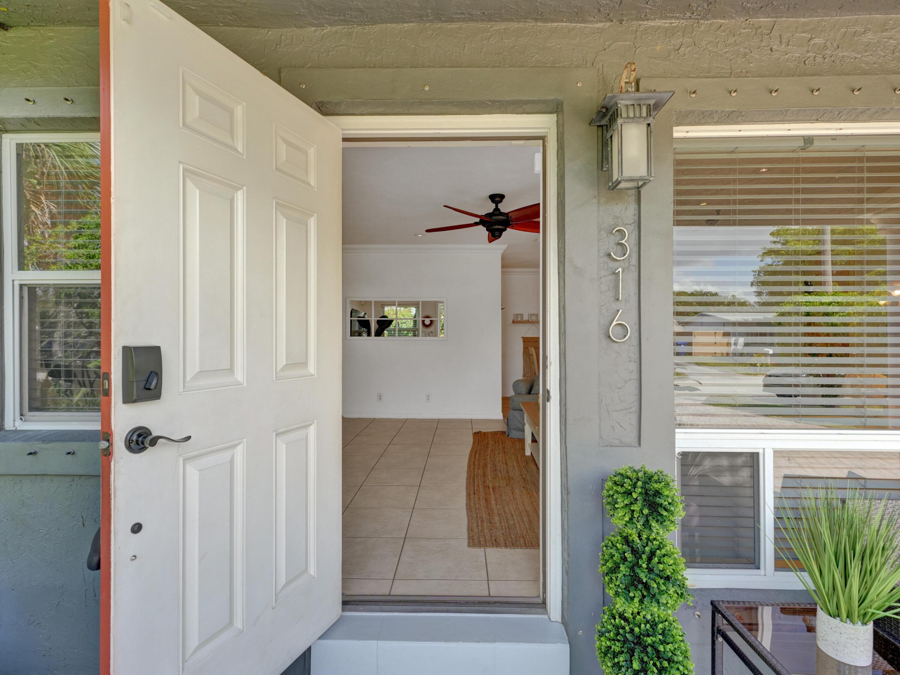 316 NW 28th Court