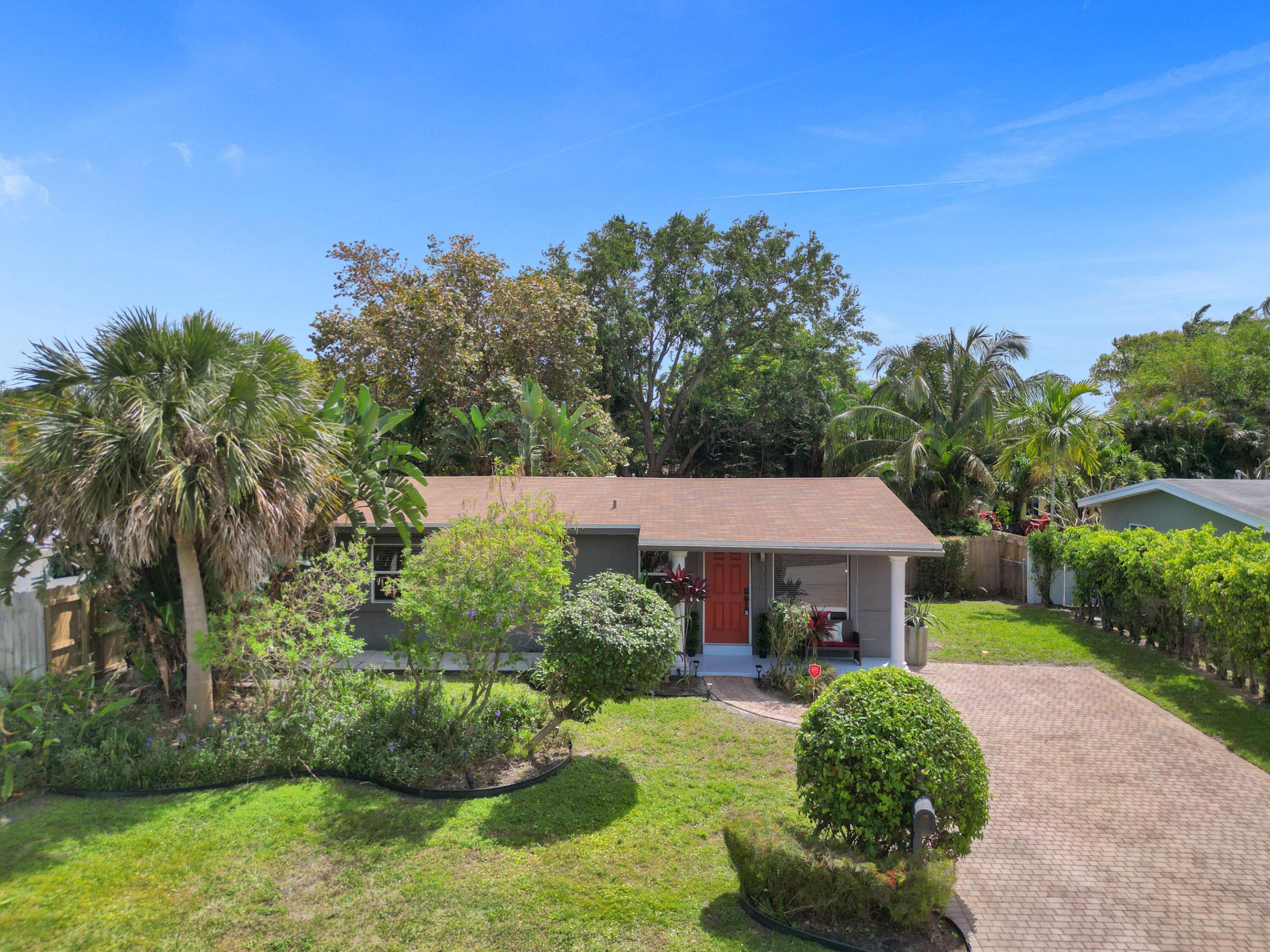 316 NW 28th Court