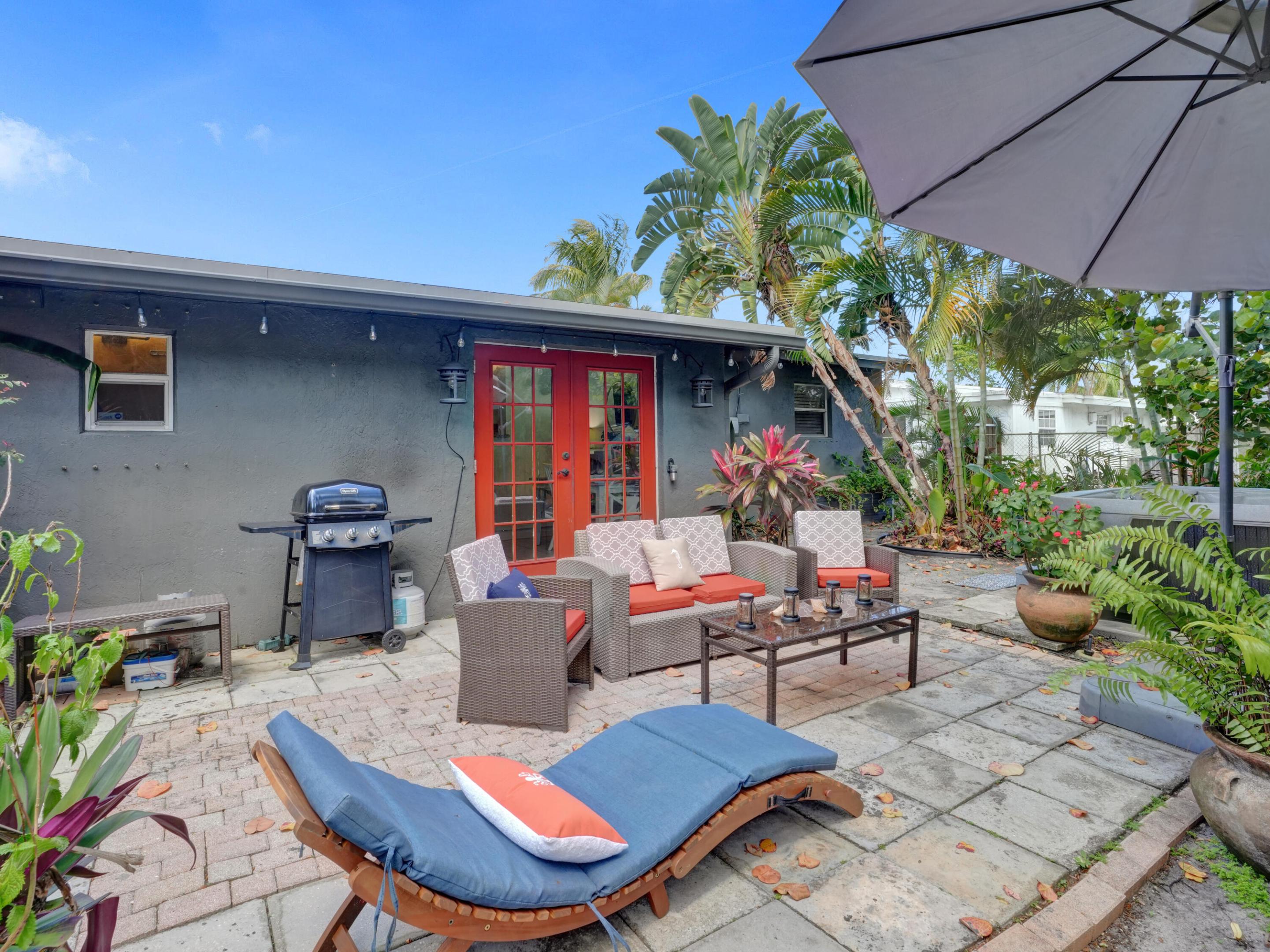 316 NW 28th Court