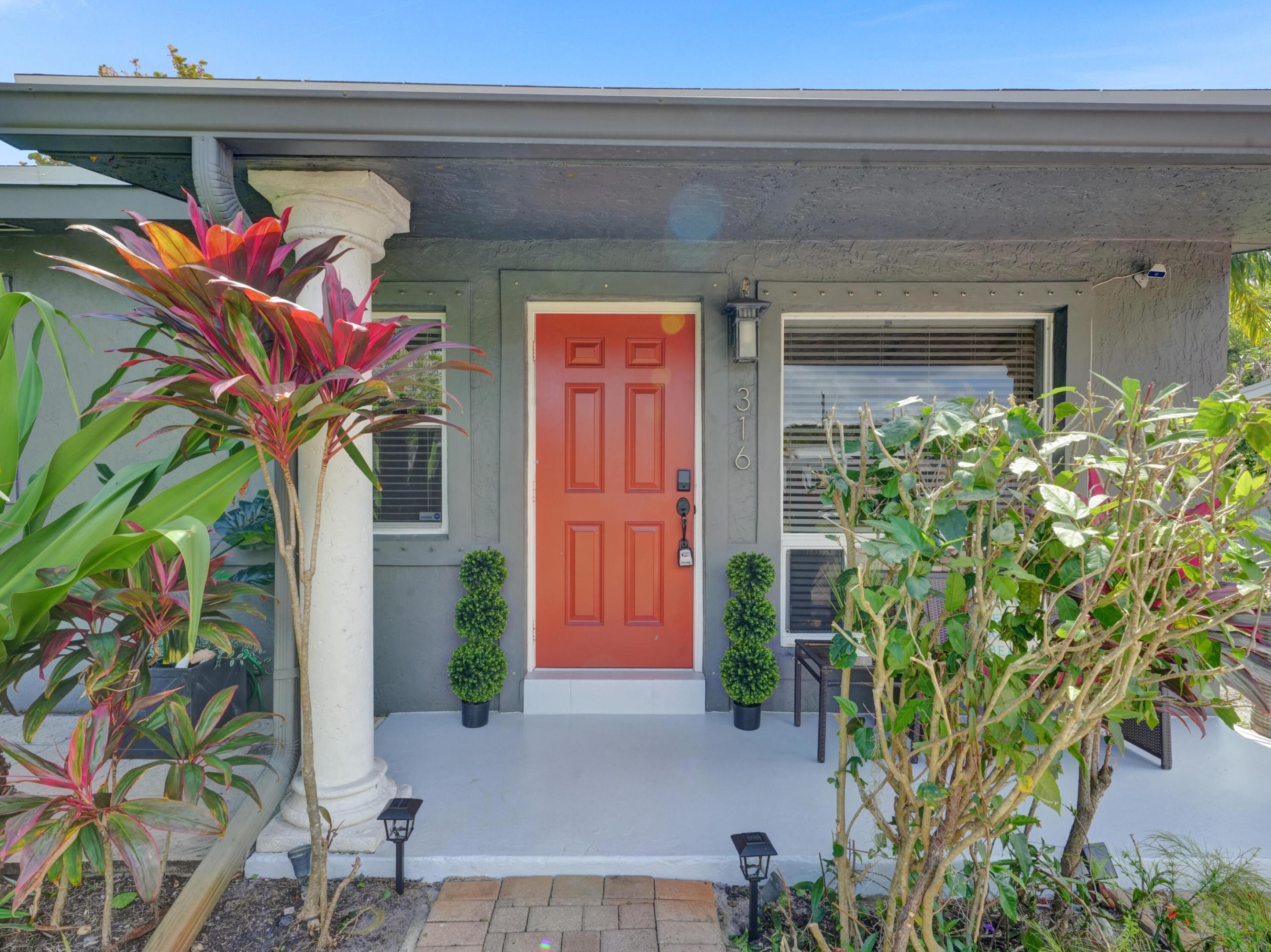 316 NW 28th Court
