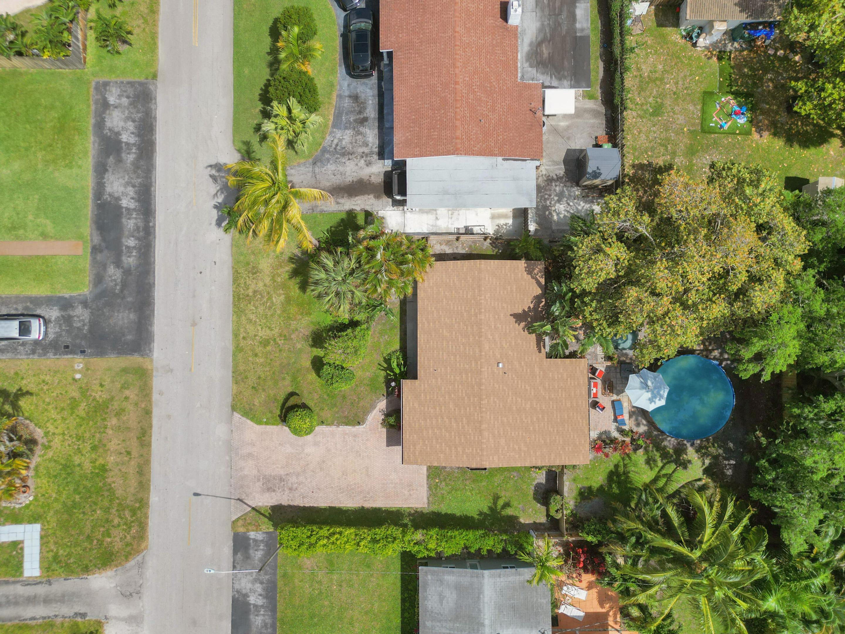 316 NW 28th Court