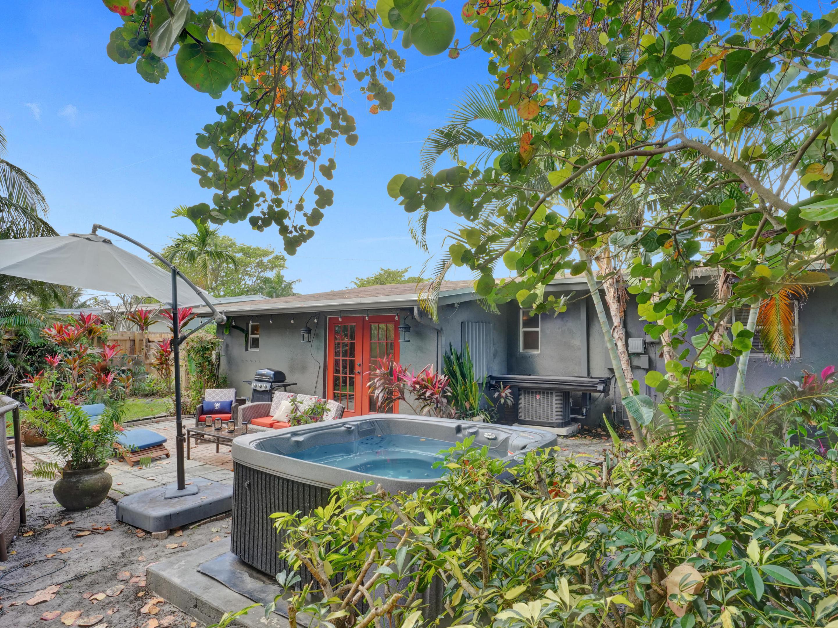 316 NW 28th Court