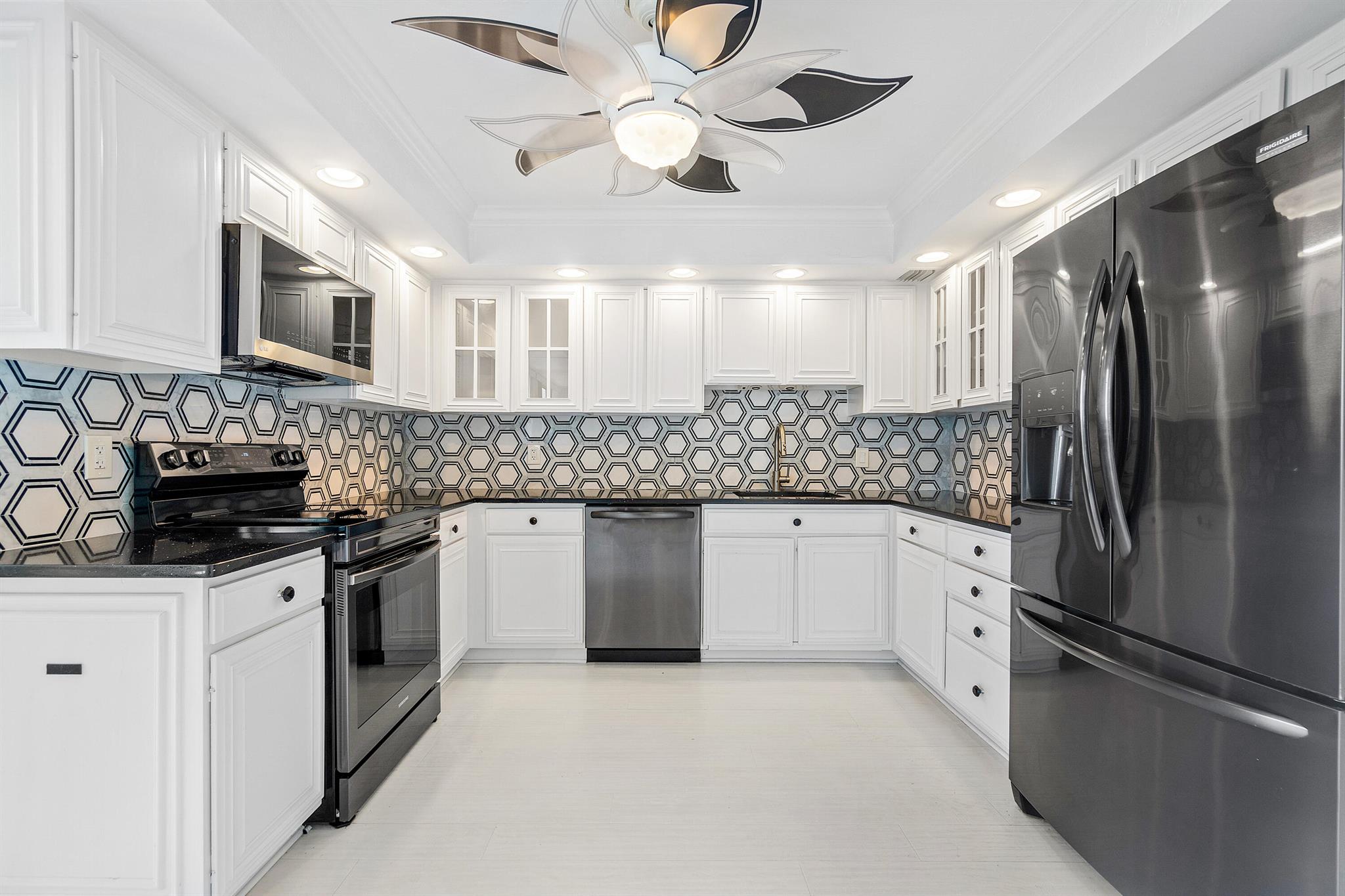 2220 S Ocean Boulevard 802