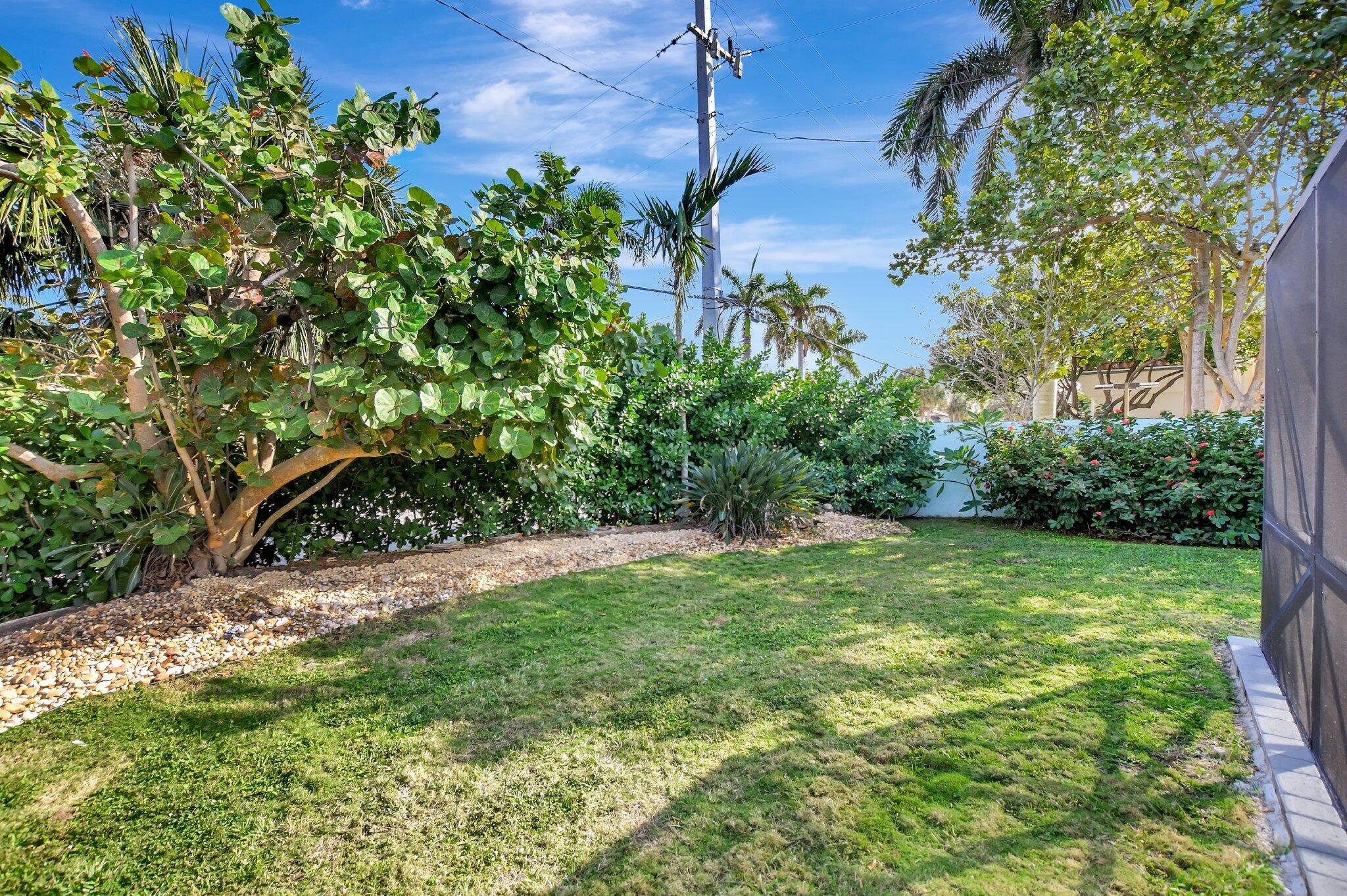 798 E Road