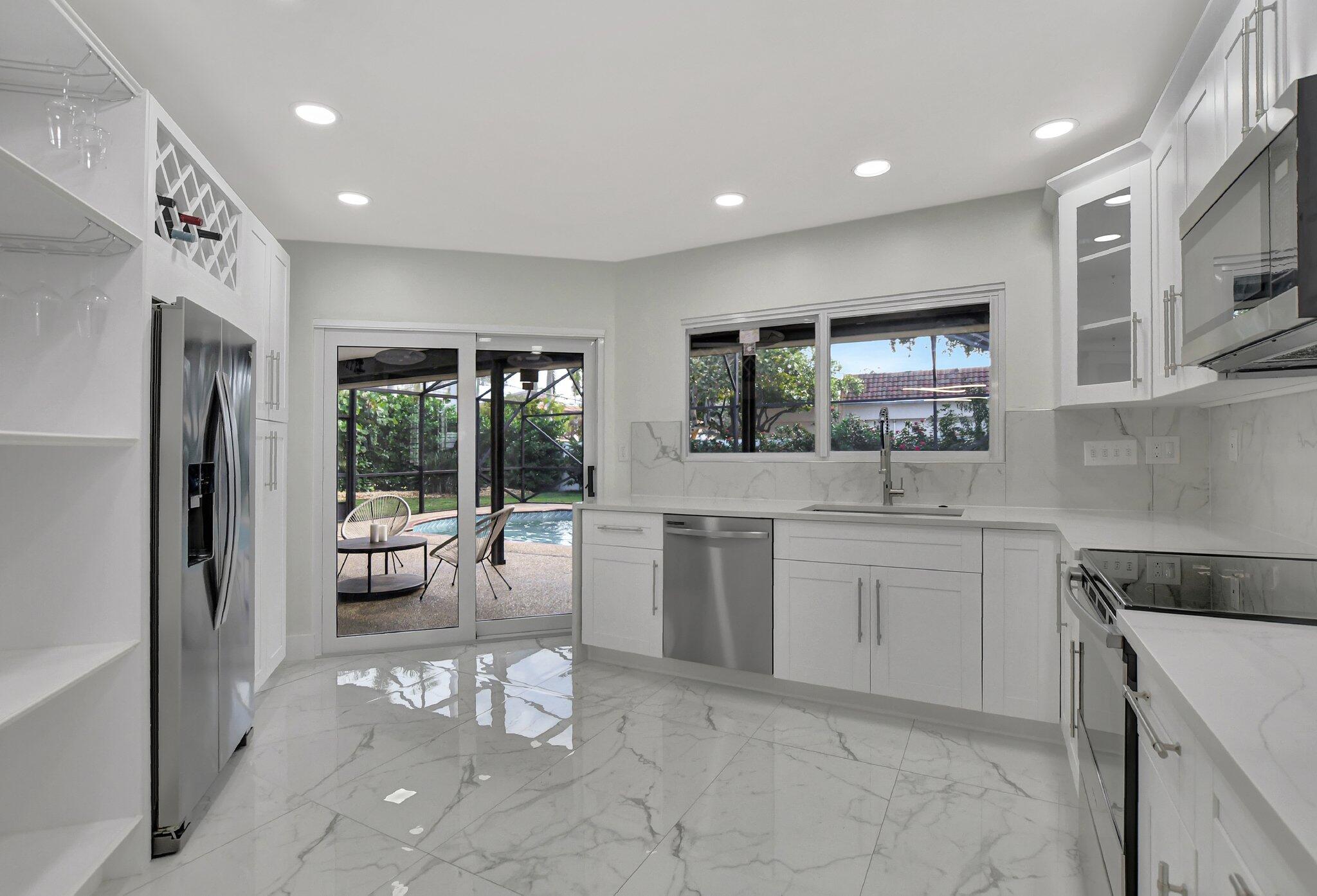 798 E Road