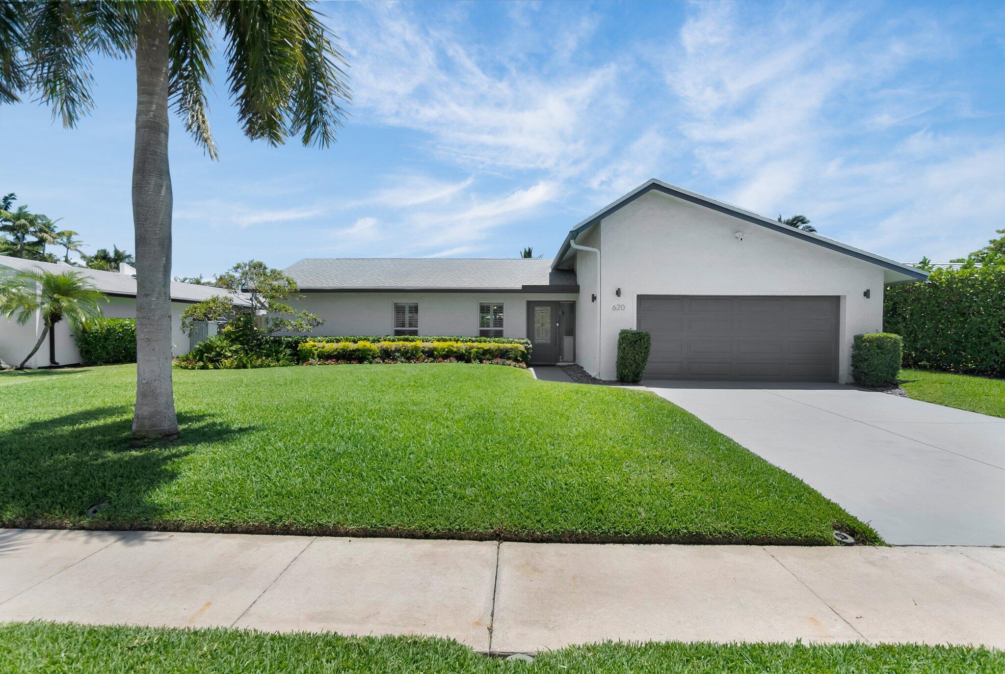 620 NE 15th Place