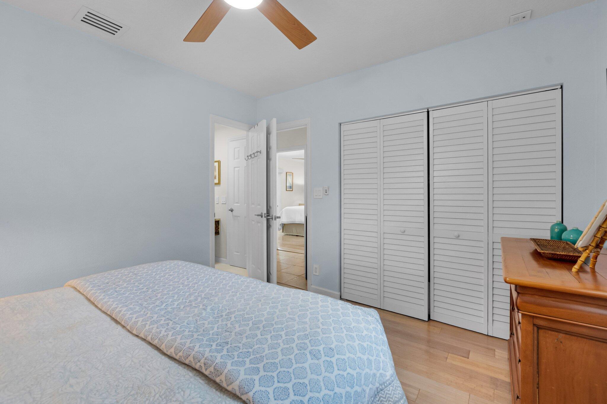 620 NE 15th Place