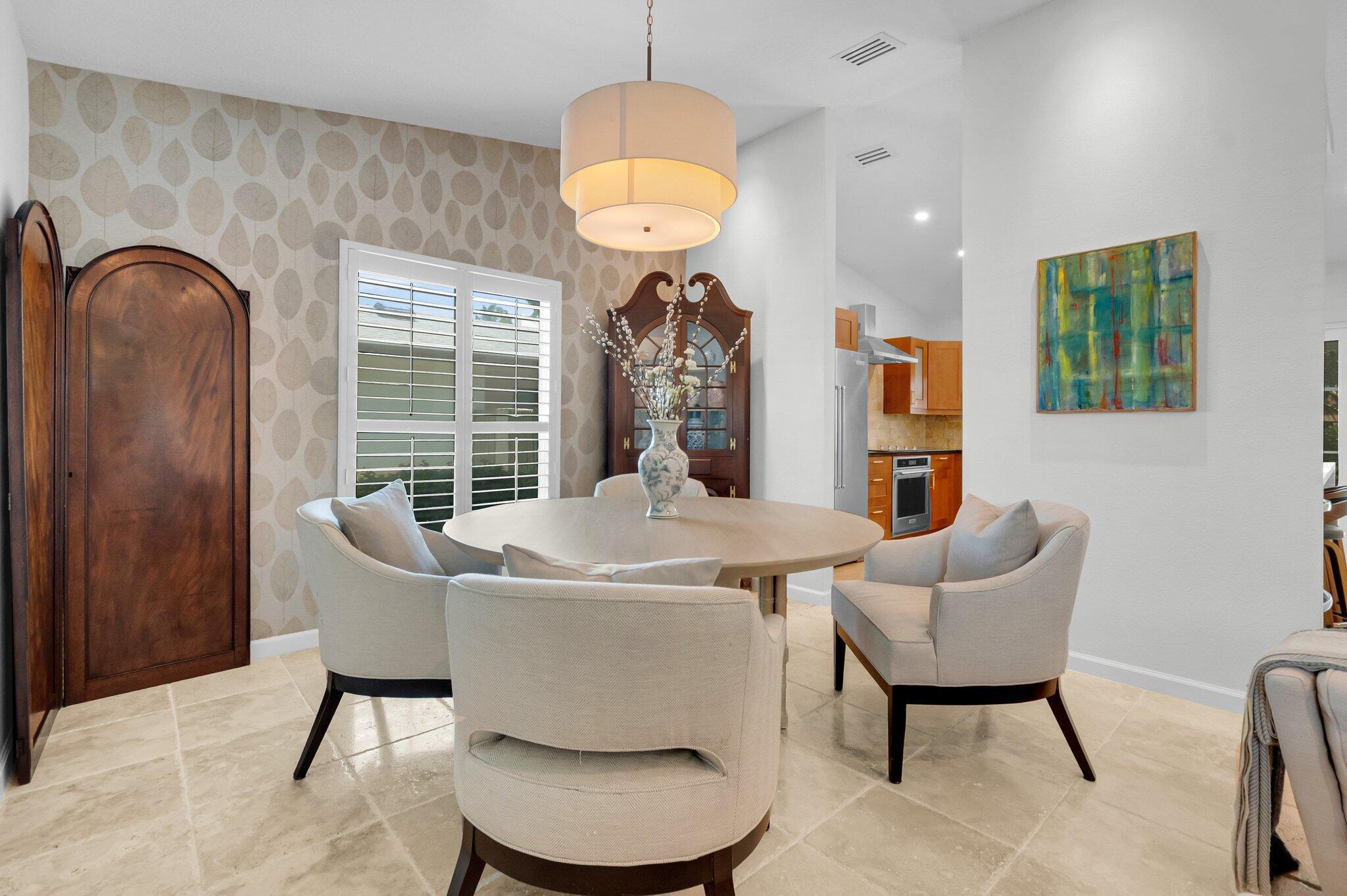 620 NE 15th Place