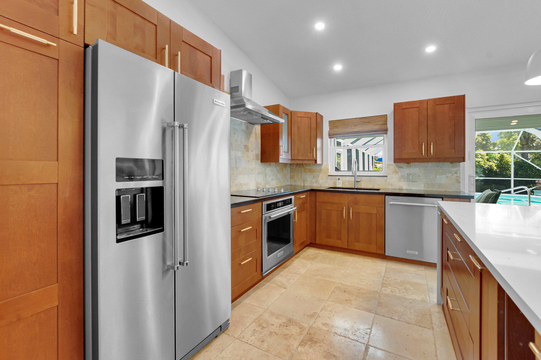 620 NE 15th Place
