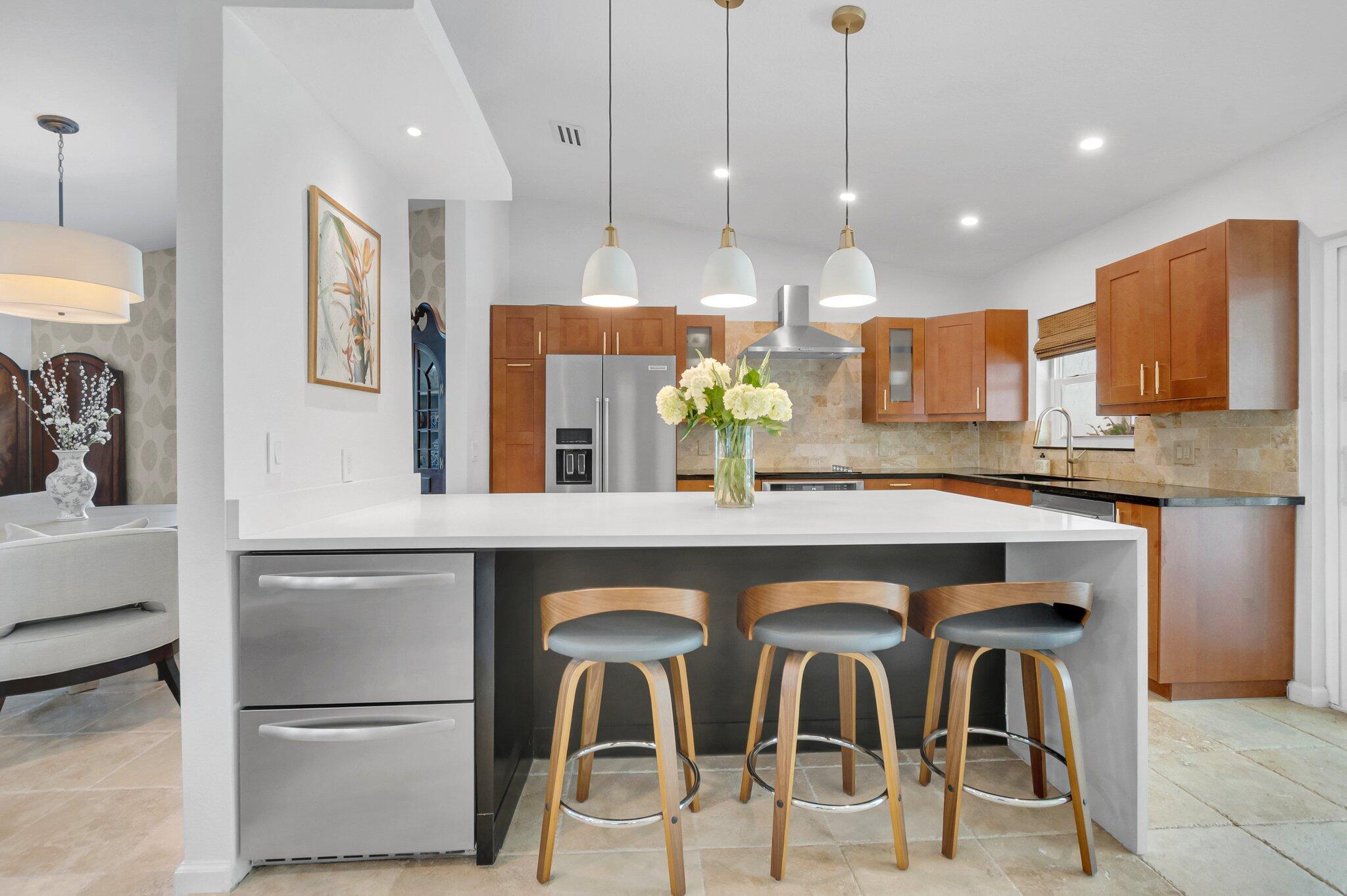 620 NE 15th Place