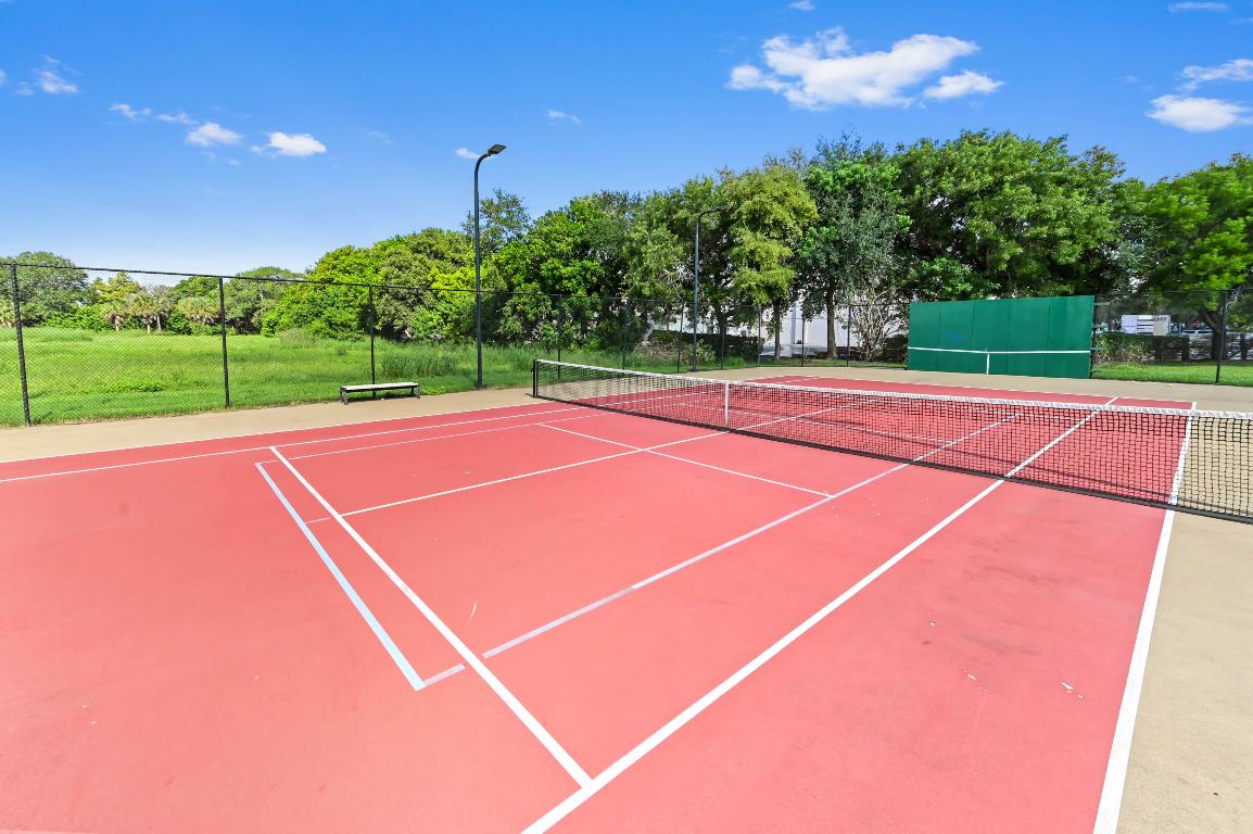 2038 Alta Meadows Lane 1512