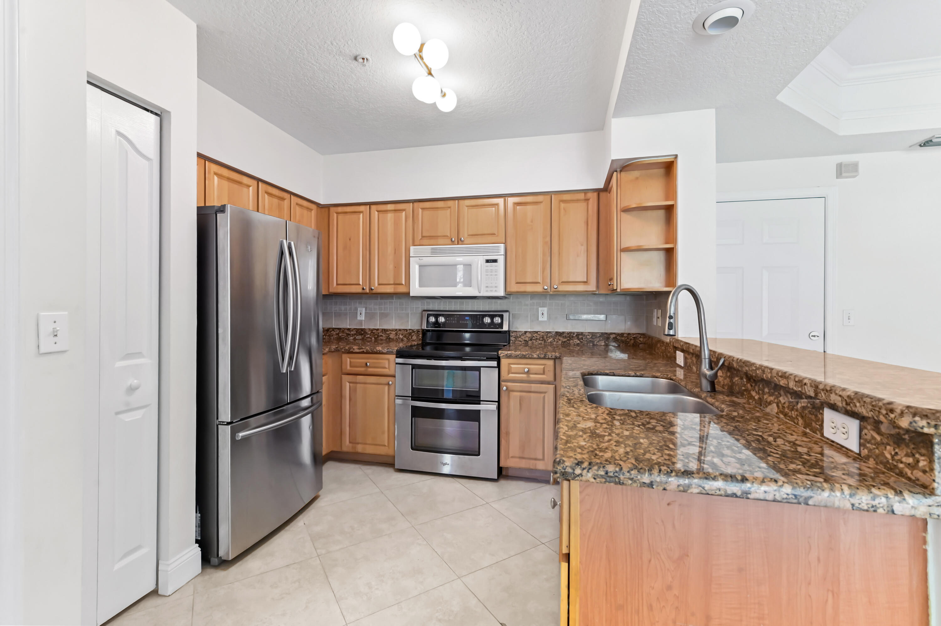 2038 Alta Meadows Lane 1512