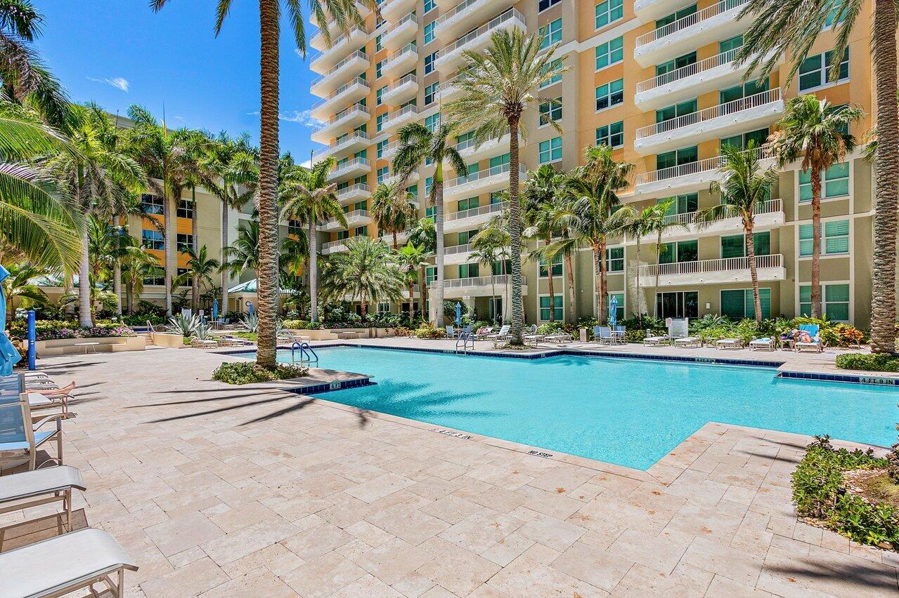 625 Casa Loma Boulevard 602, Boynton Beach Unit: 602