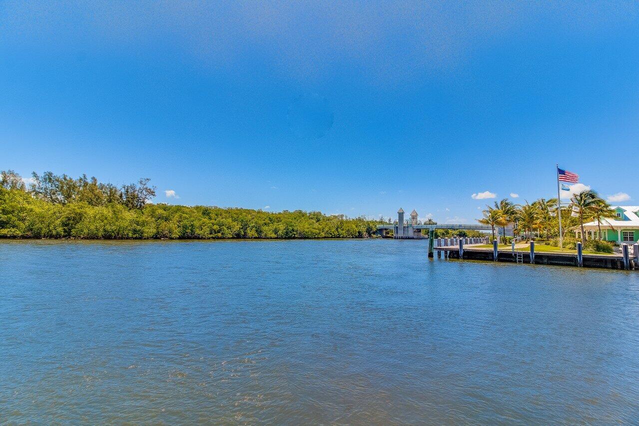 625 Casa Loma Boulevard 602, Boynton Beach Unit: 602