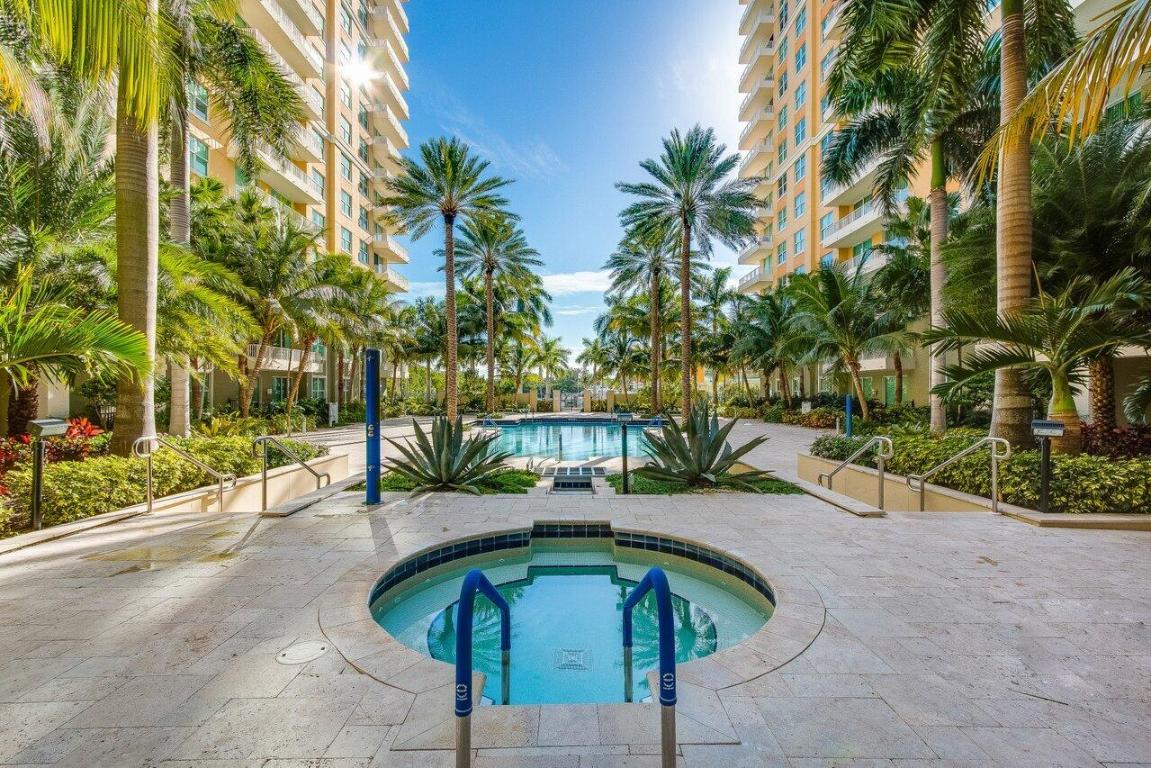 625 Casa Loma Boulevard 602, Boynton Beach Unit: 602