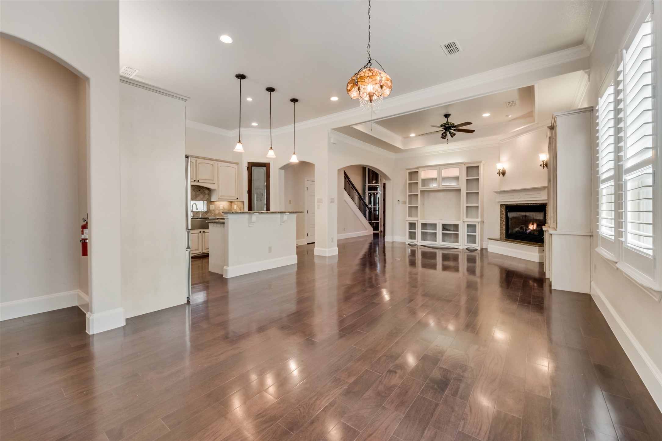 6121 Pleasant Dream Street