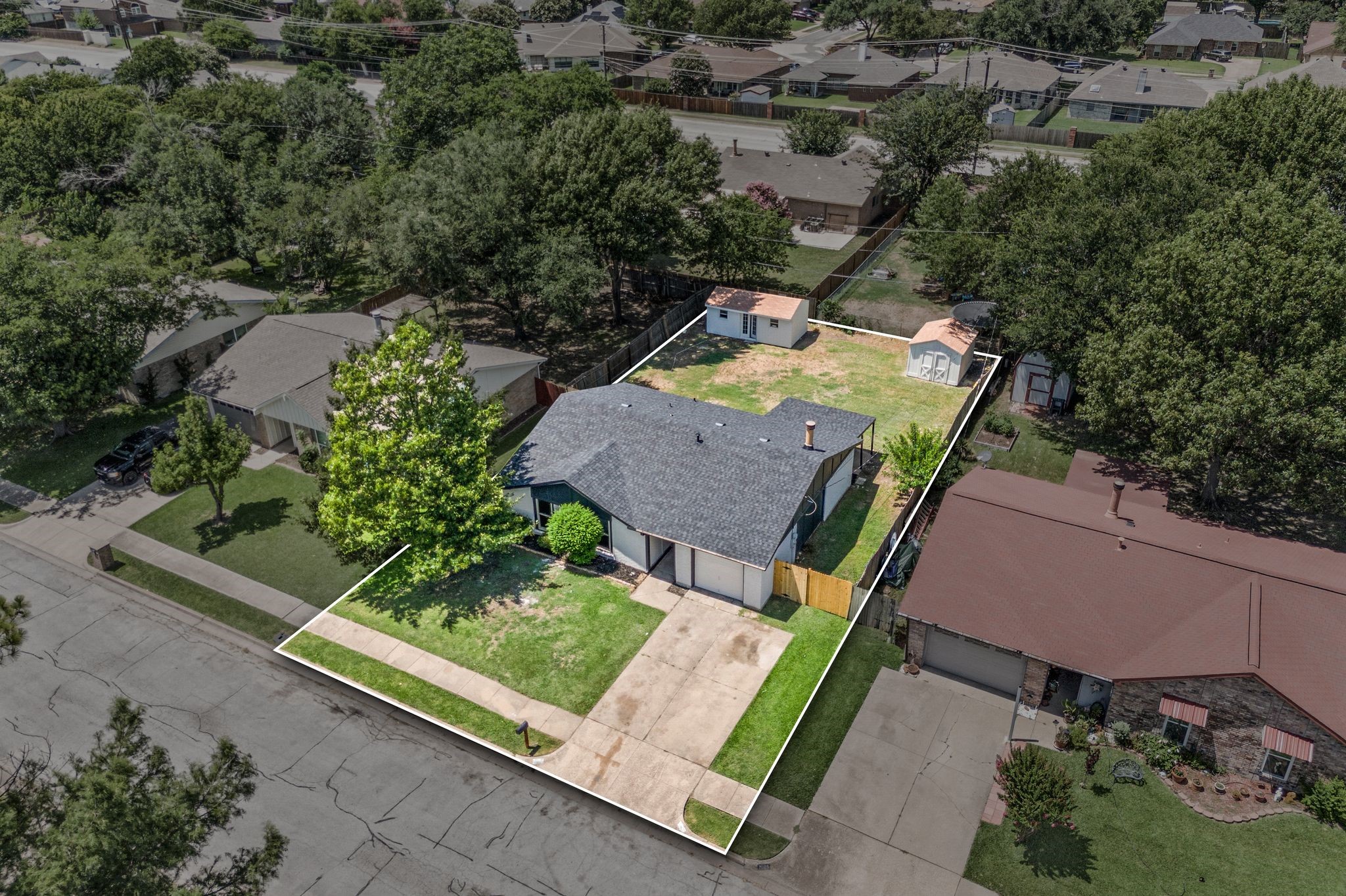 7005 Lincolnshire Lane
