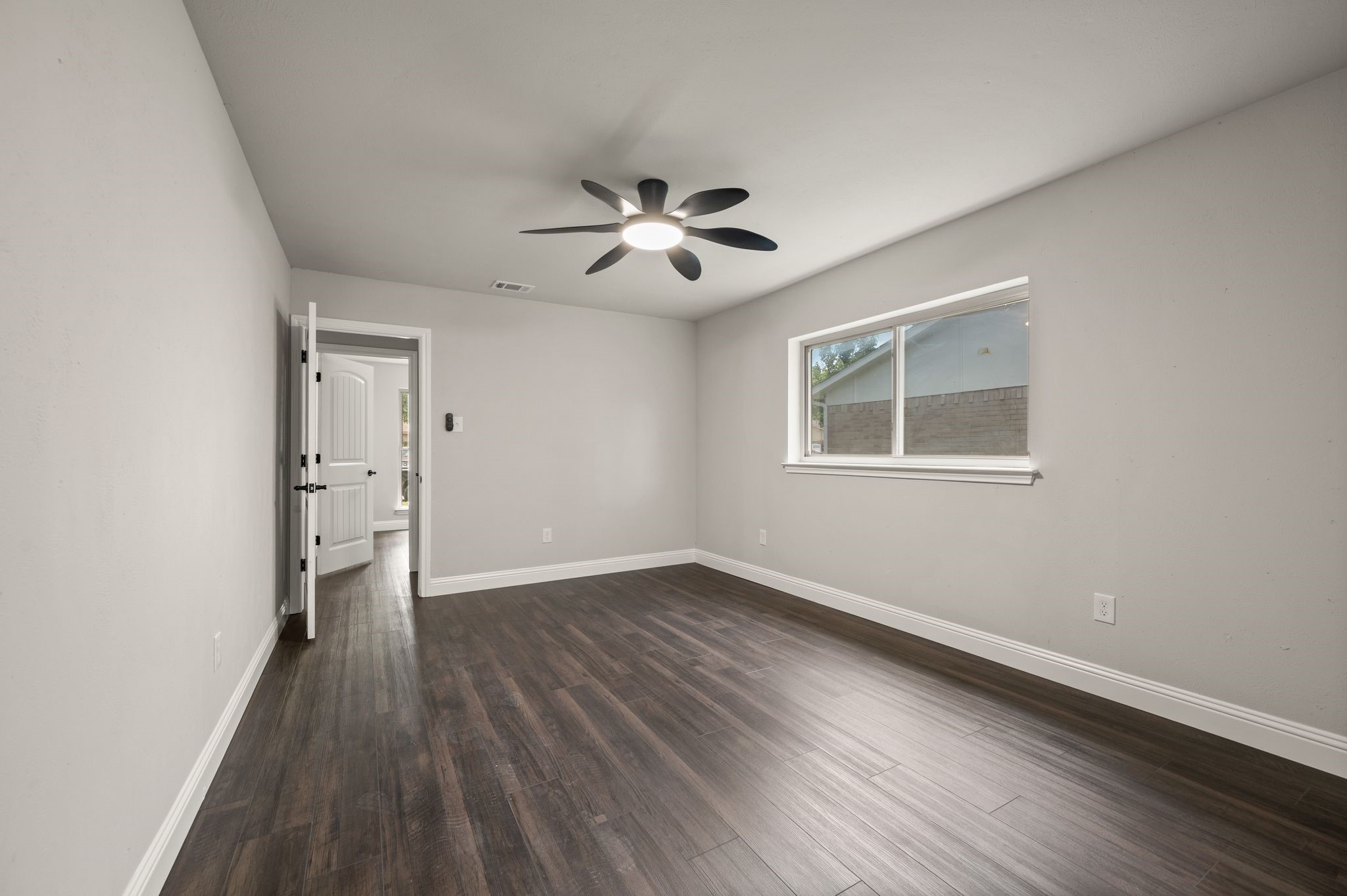 7005 Lincolnshire Lane