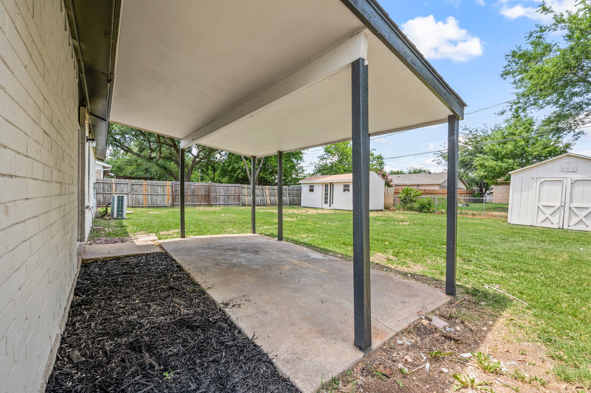 7005 Lincolnshire Lane