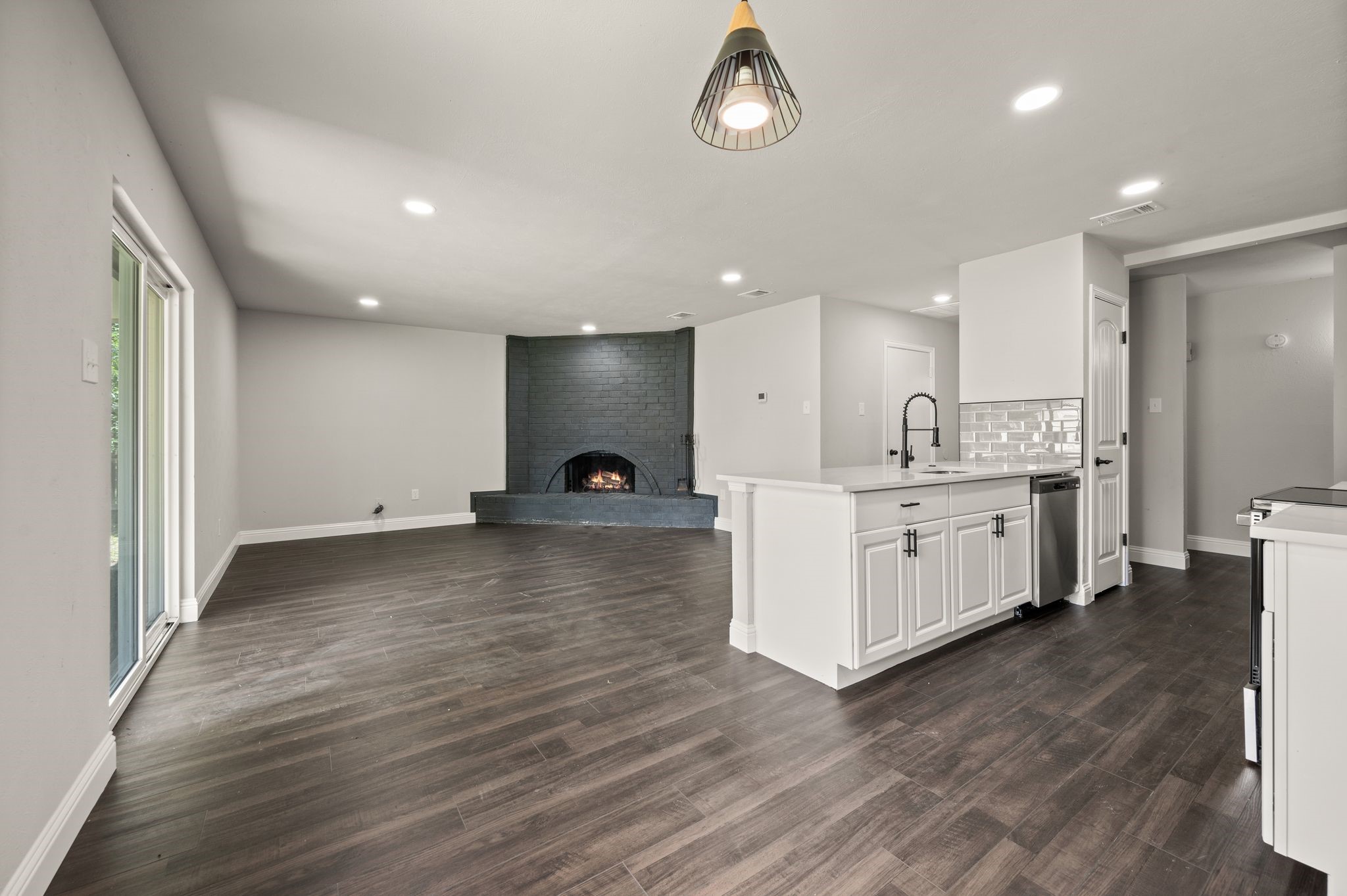 7005 Lincolnshire Lane