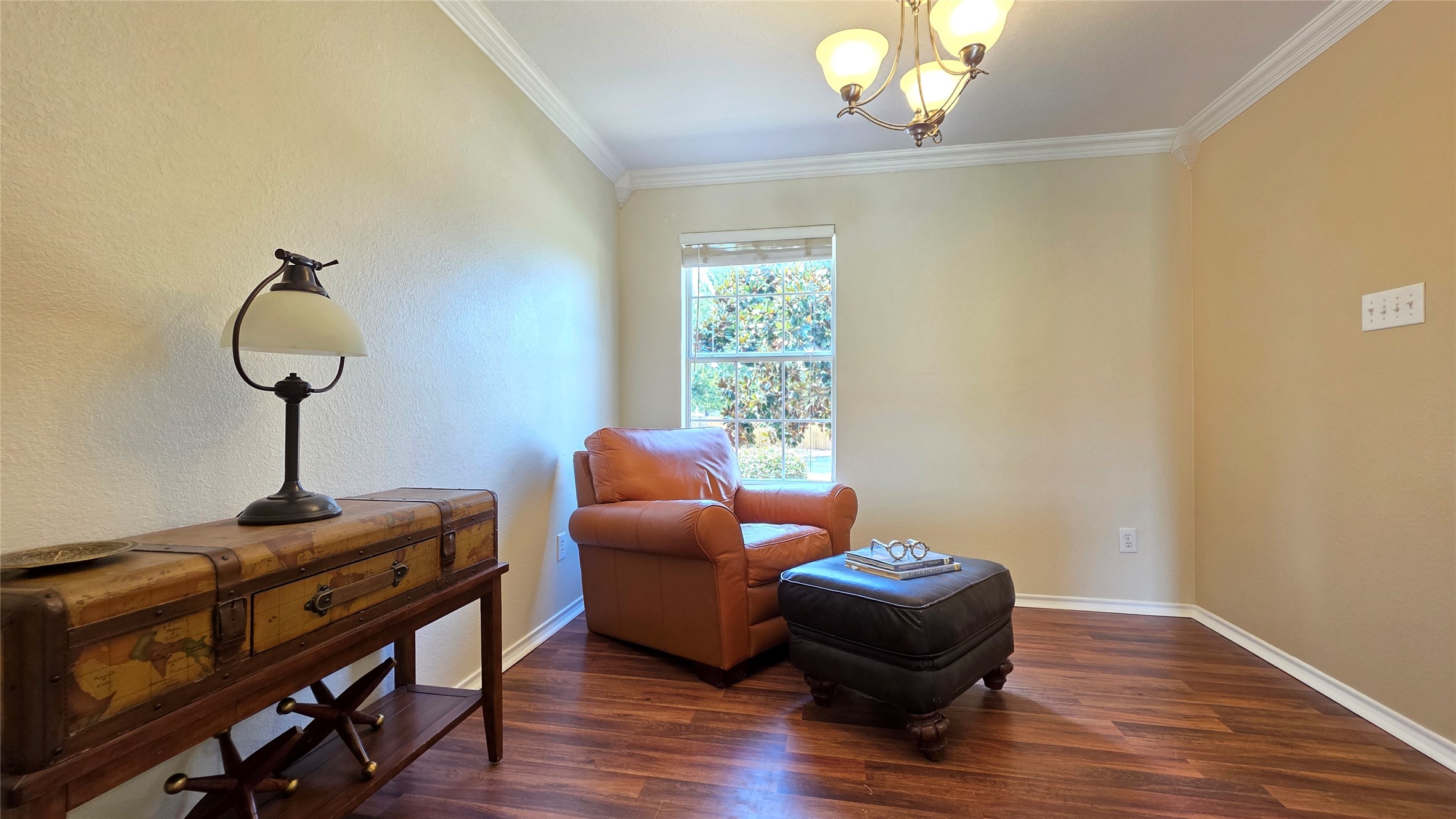 1120 Hampton Drive