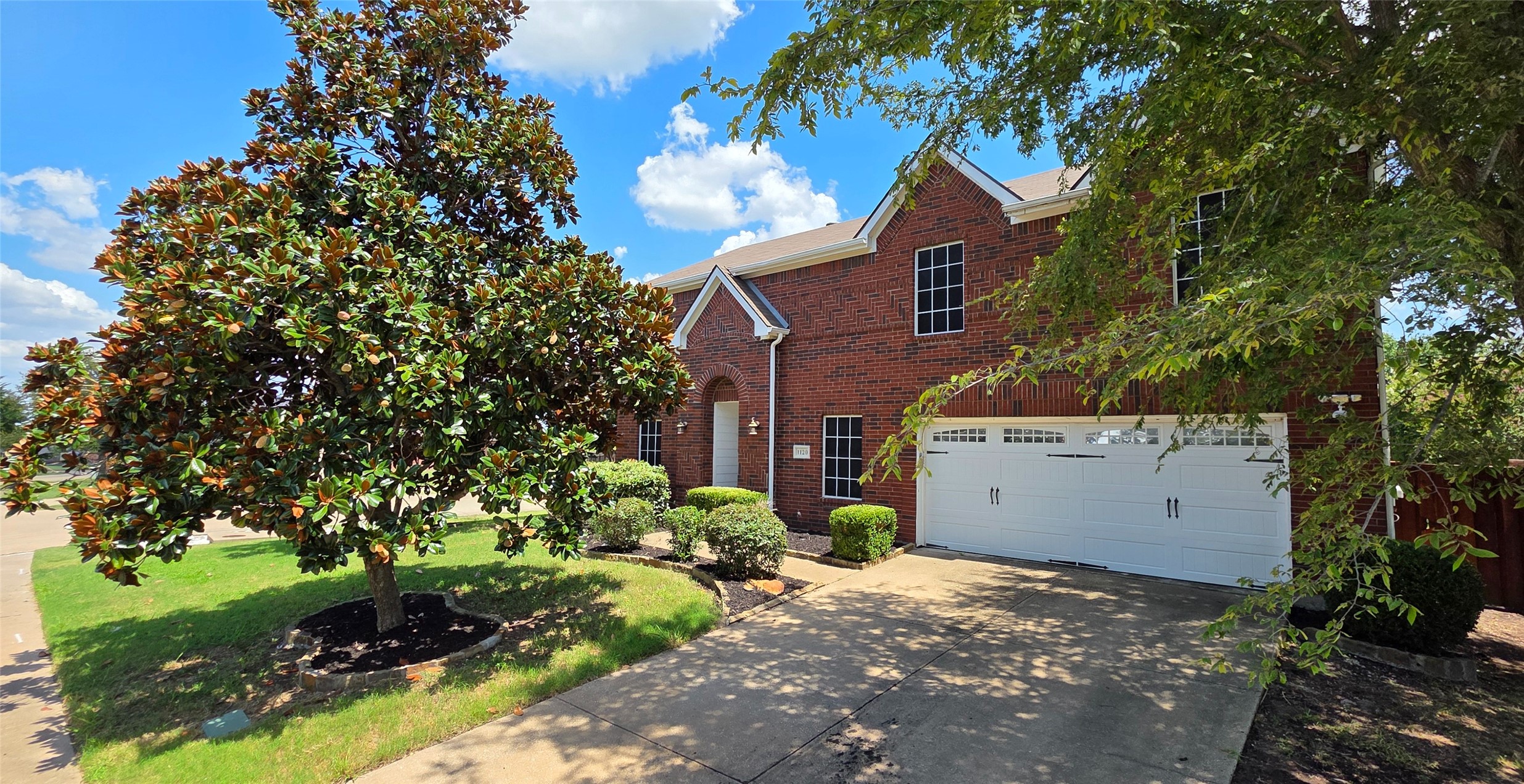 1120 Hampton Drive