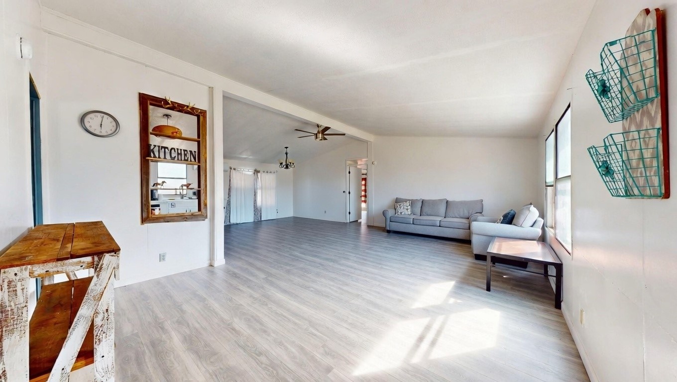 206 Creekview Meadows Court